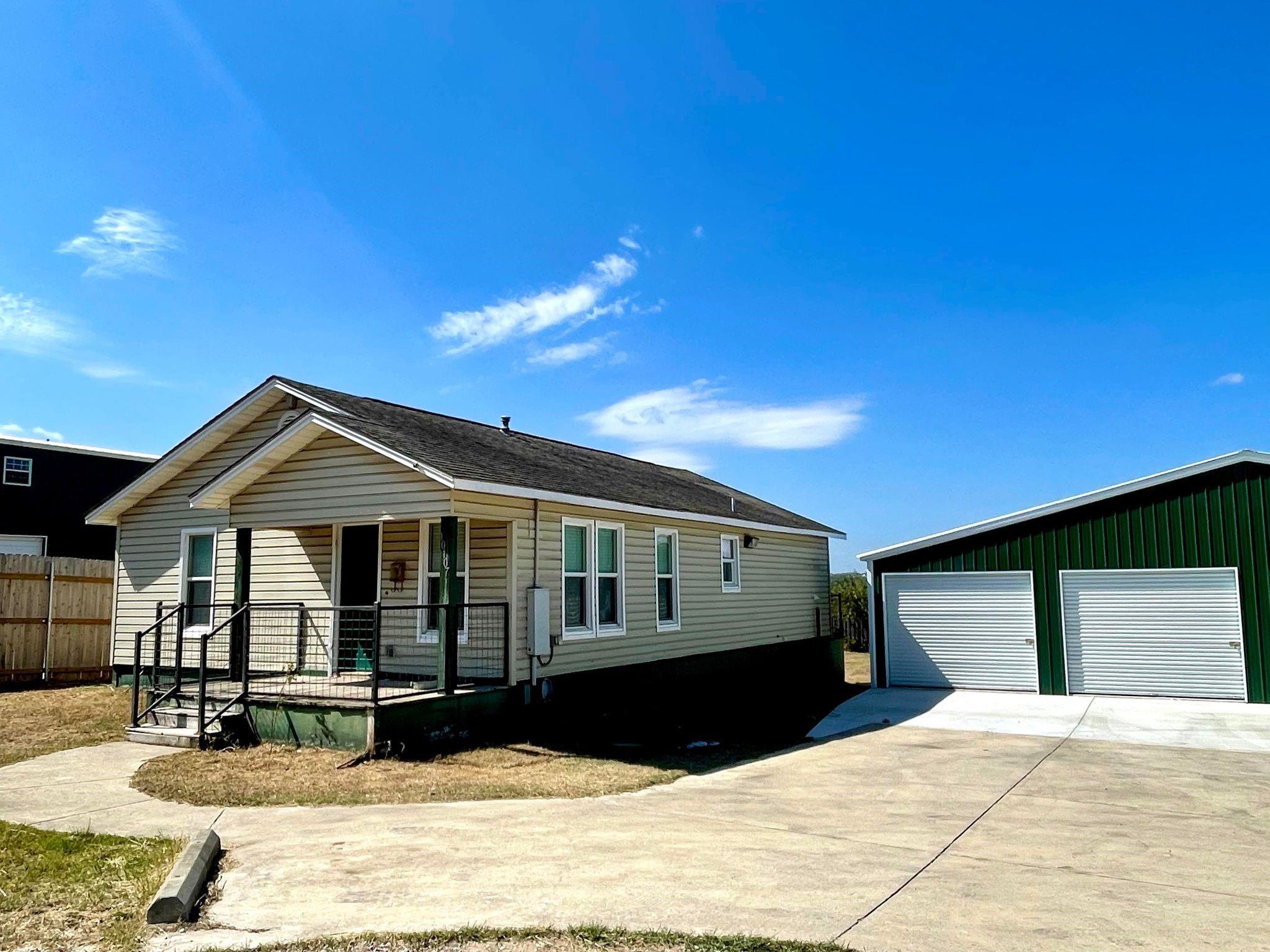 10107 Signal Hill Rd, Austin, TX 78737