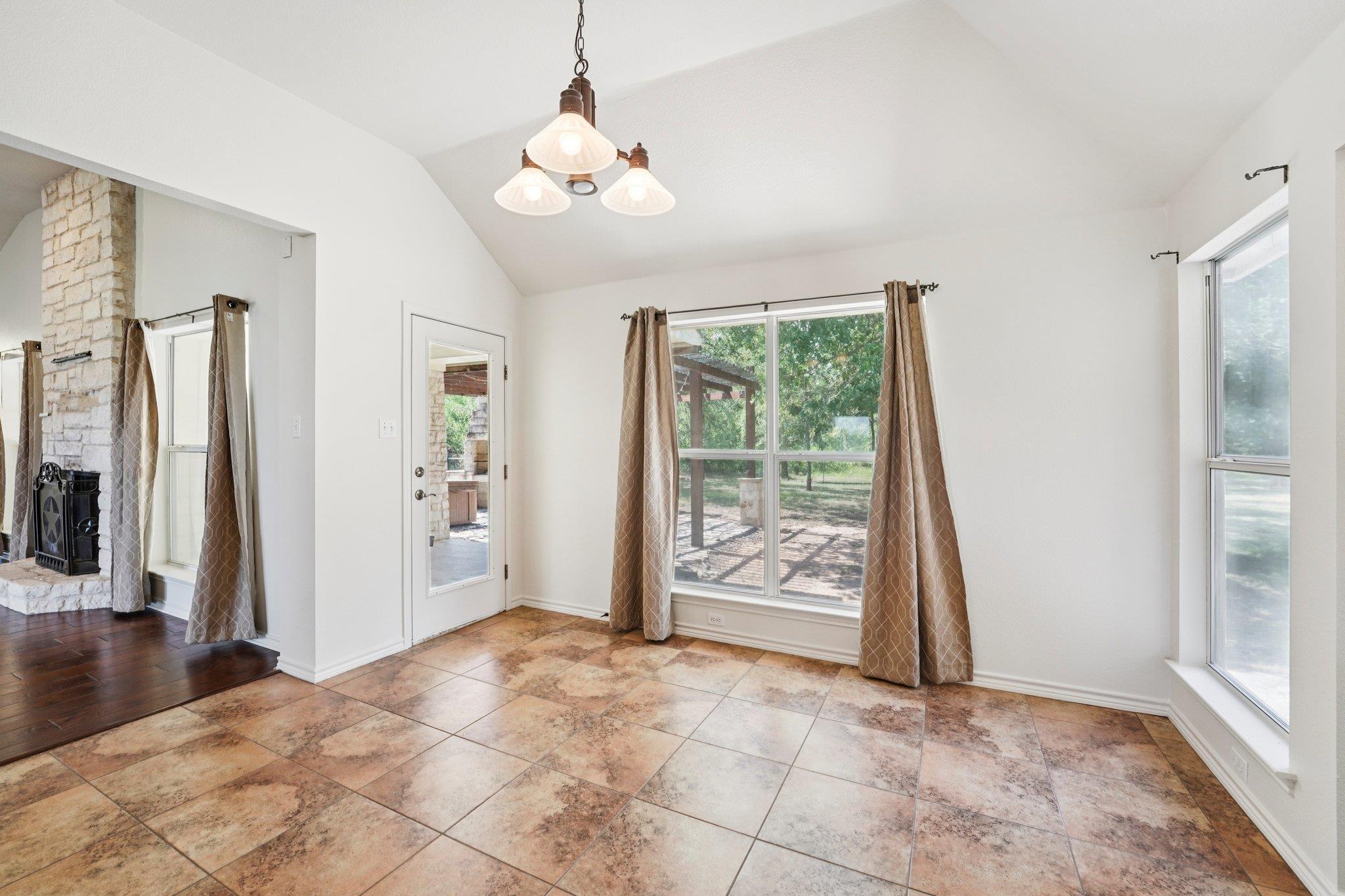 20721 Ed Acklin Rd, Manor, TX 78653