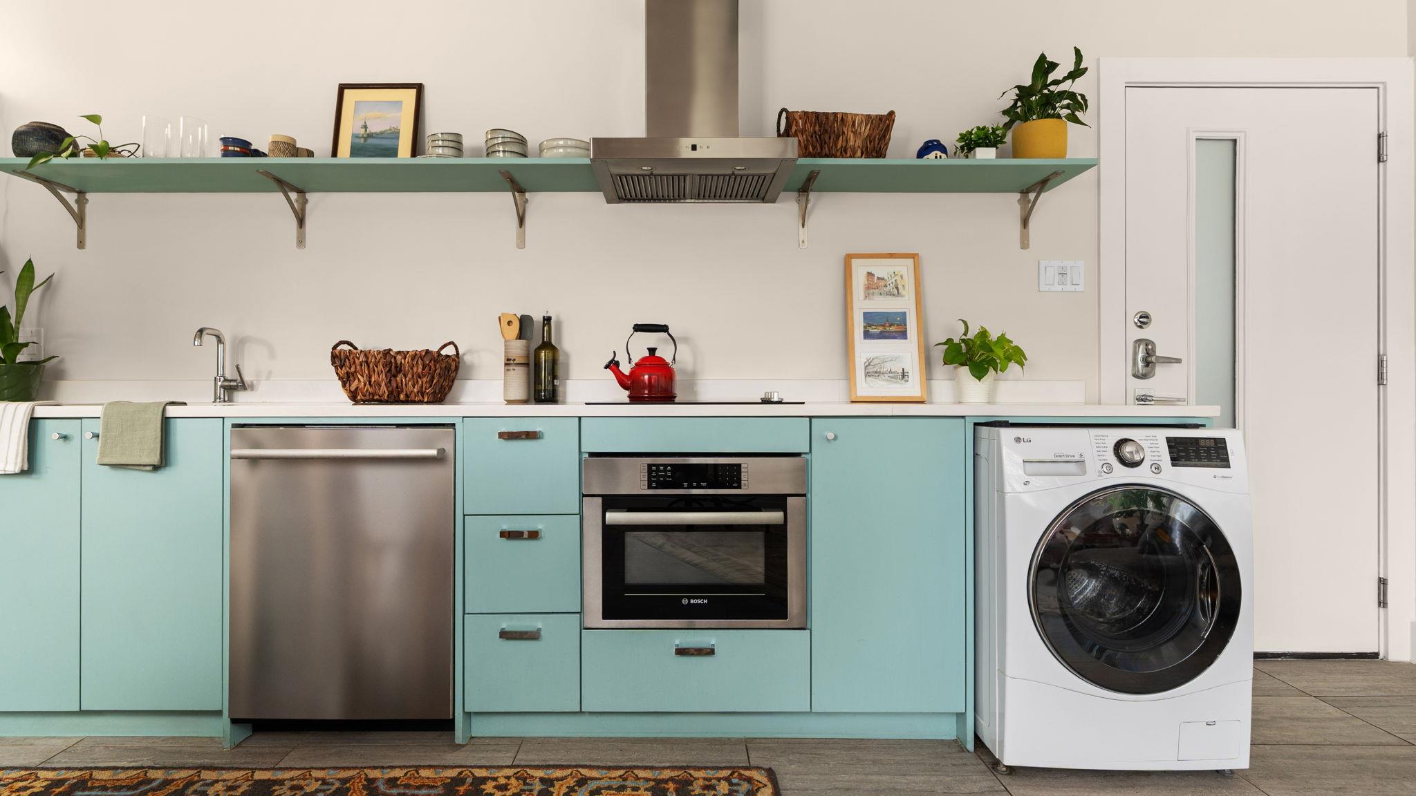 1208 Enfield Rd # 204, Austin, TX 78703