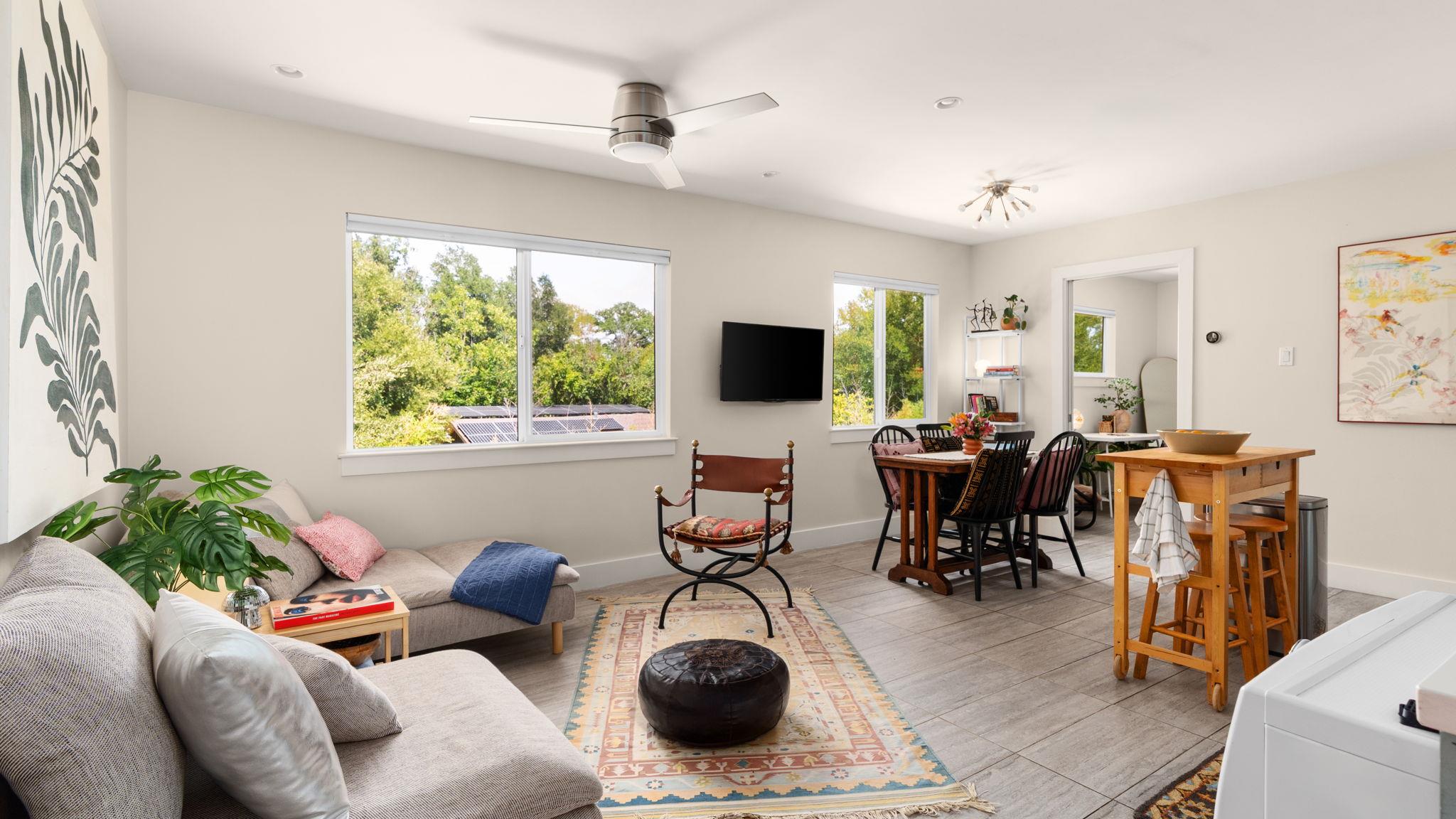 1208 Enfield Rd # 204, Austin, TX 78703