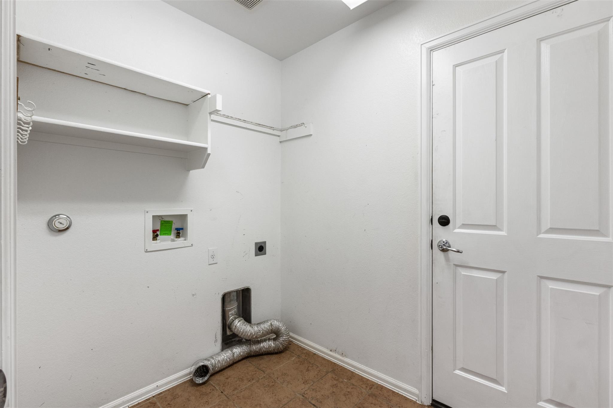 400 Hummingbird Ln, Leander, TX 78641