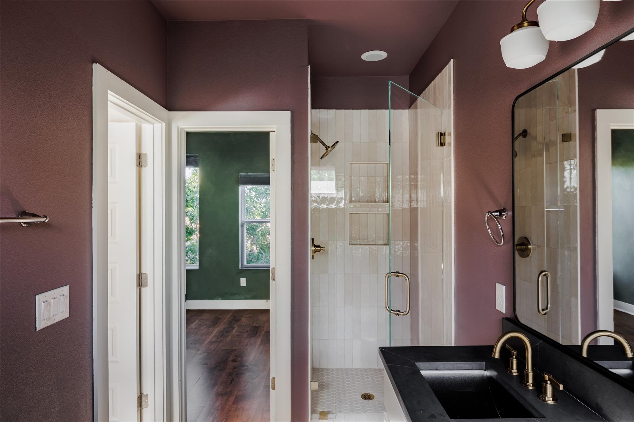 3007 E 12th St # 4, Austin, TX 78702