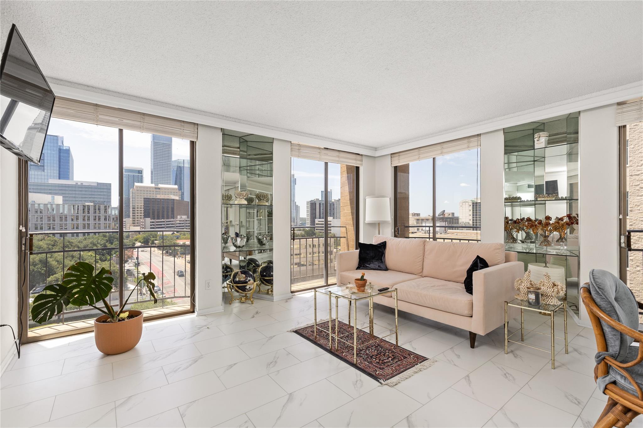 1122 Colorado St # 1108, Austin, TX 78701