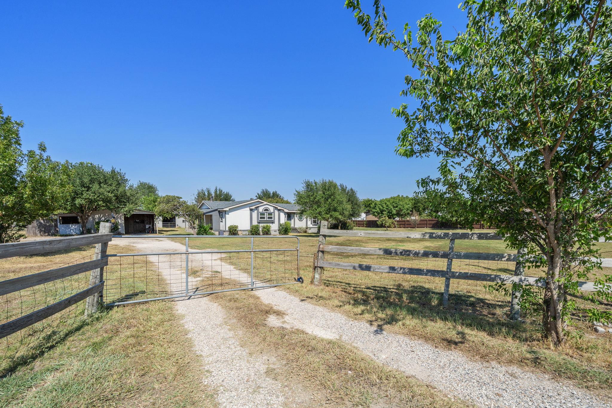 14112 Wells School Rd, Manor, TX 78653