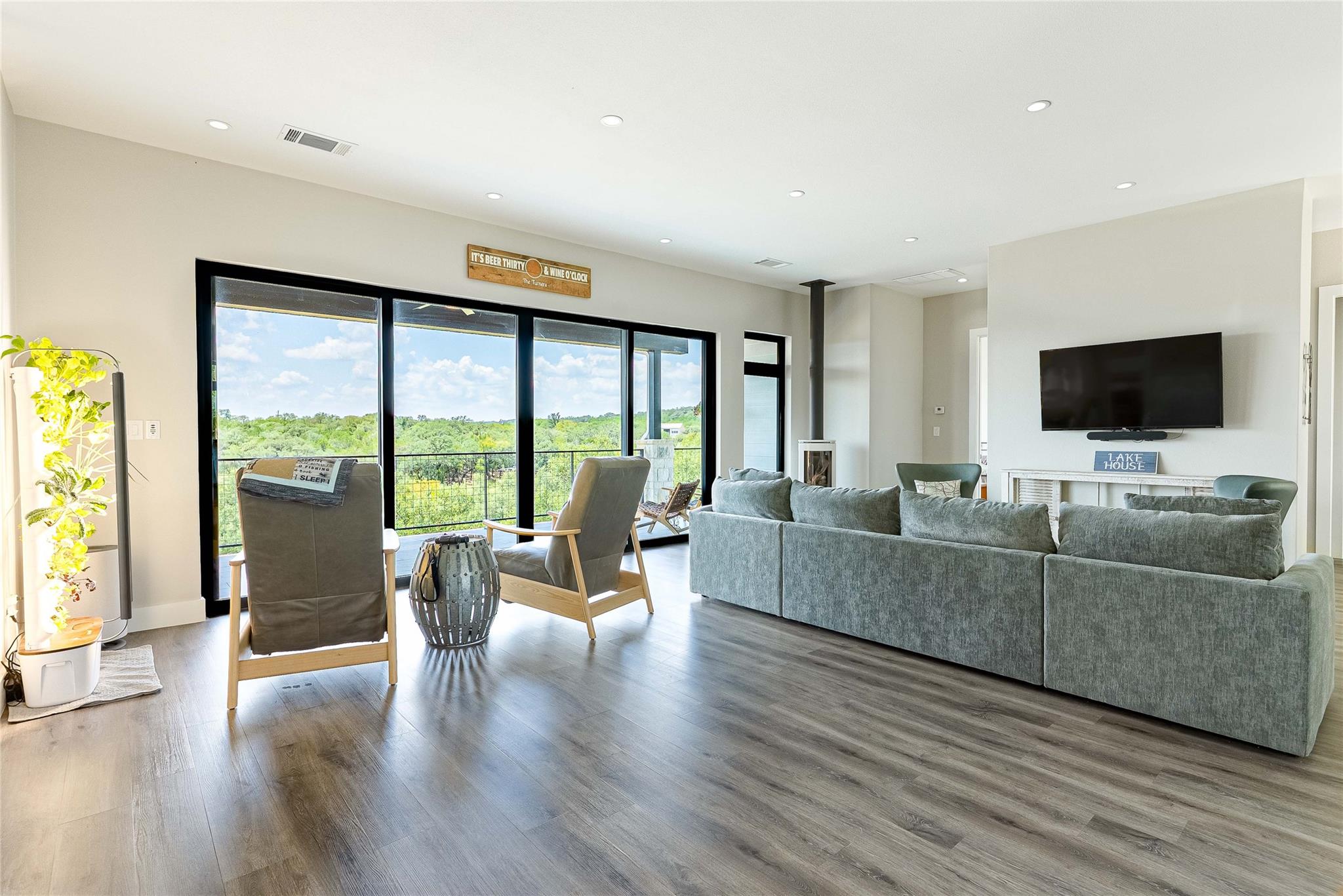 23633 Lakeside Dr, Marble Falls, TX 78654