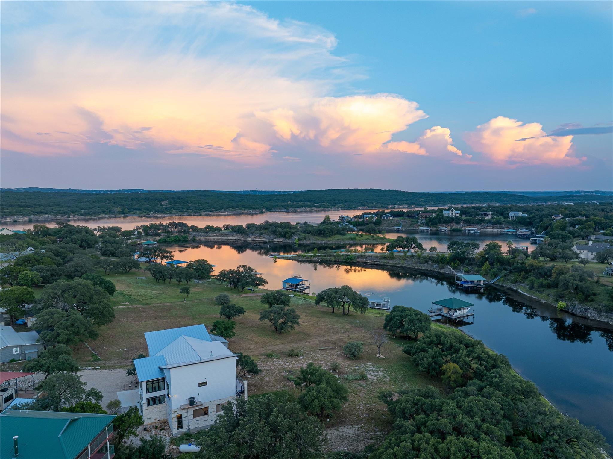 23633 Lakeside Dr, Marble Falls, TX 78654