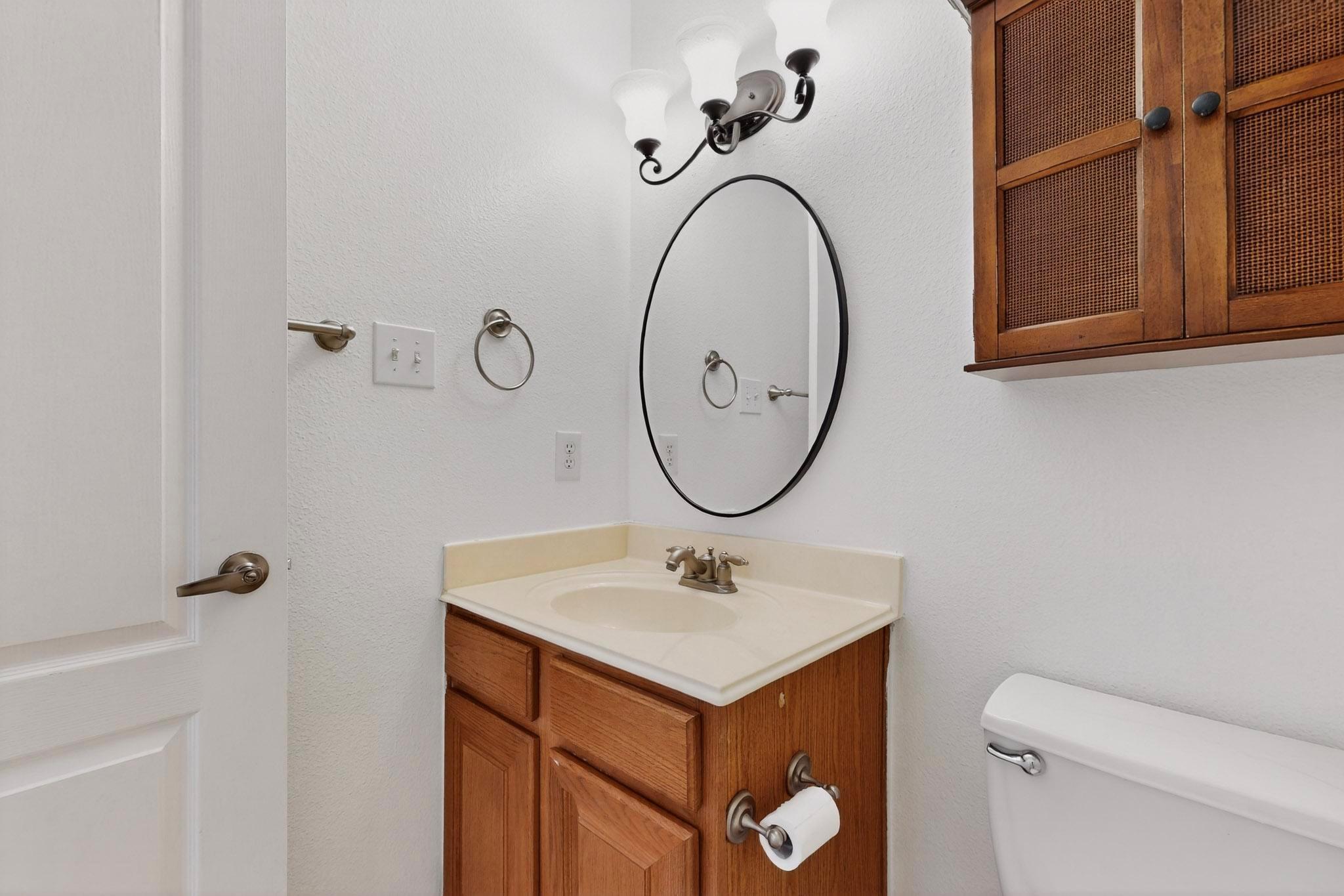 360 Canterbury Dr, Austin, TX 78737