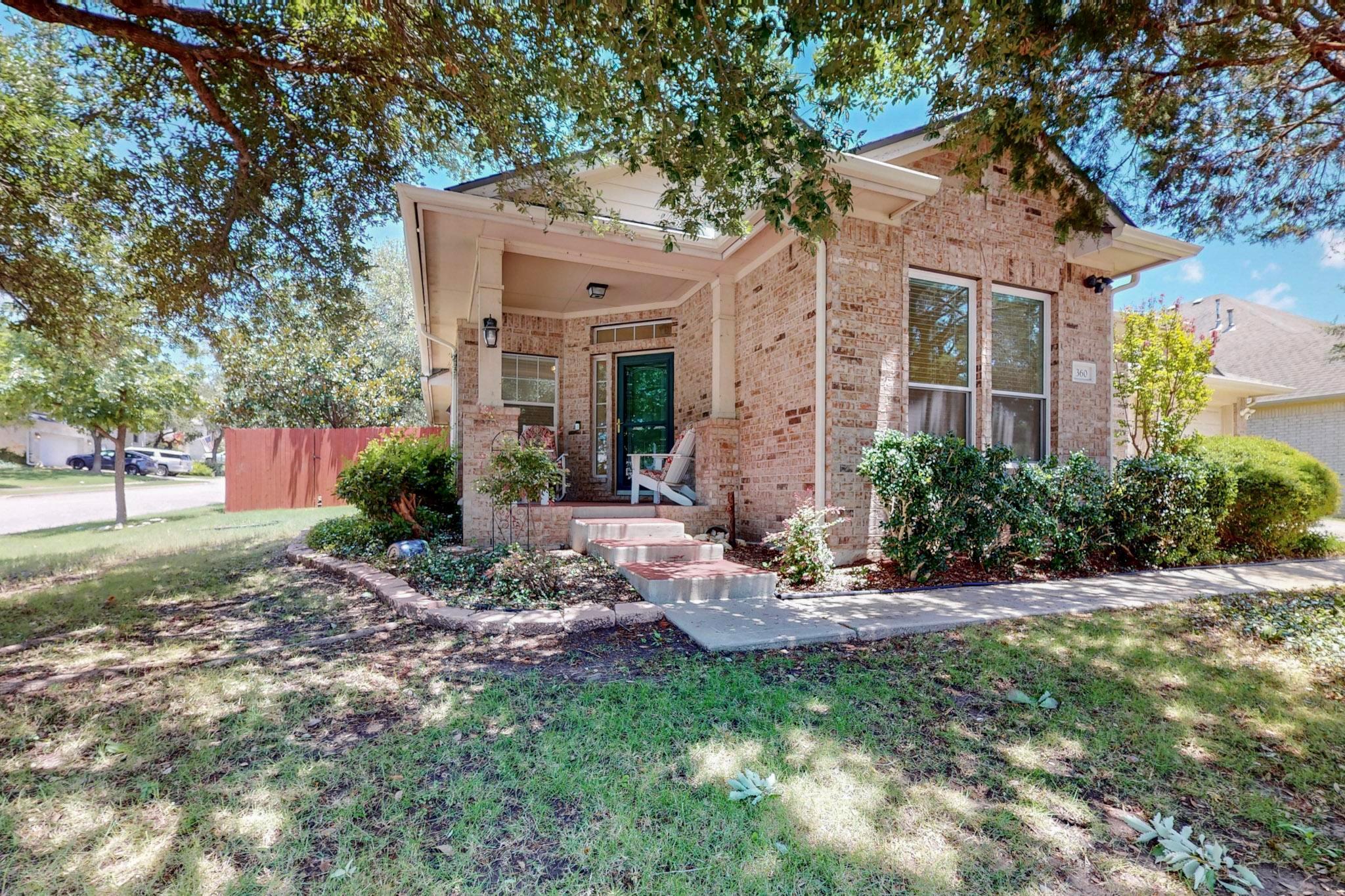 360 Canterbury Dr, Austin, TX 78737