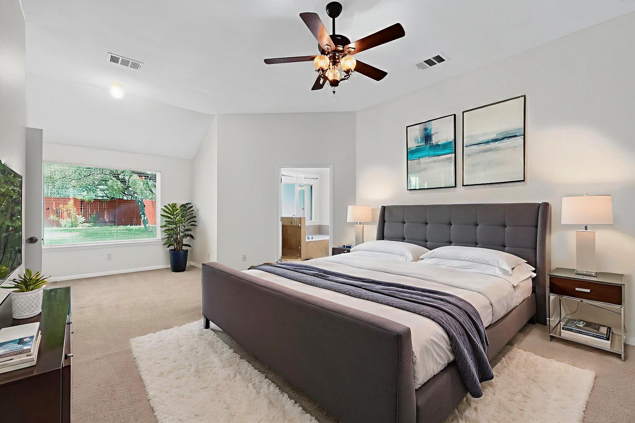 360 Canterbury Dr, Austin, TX 78737