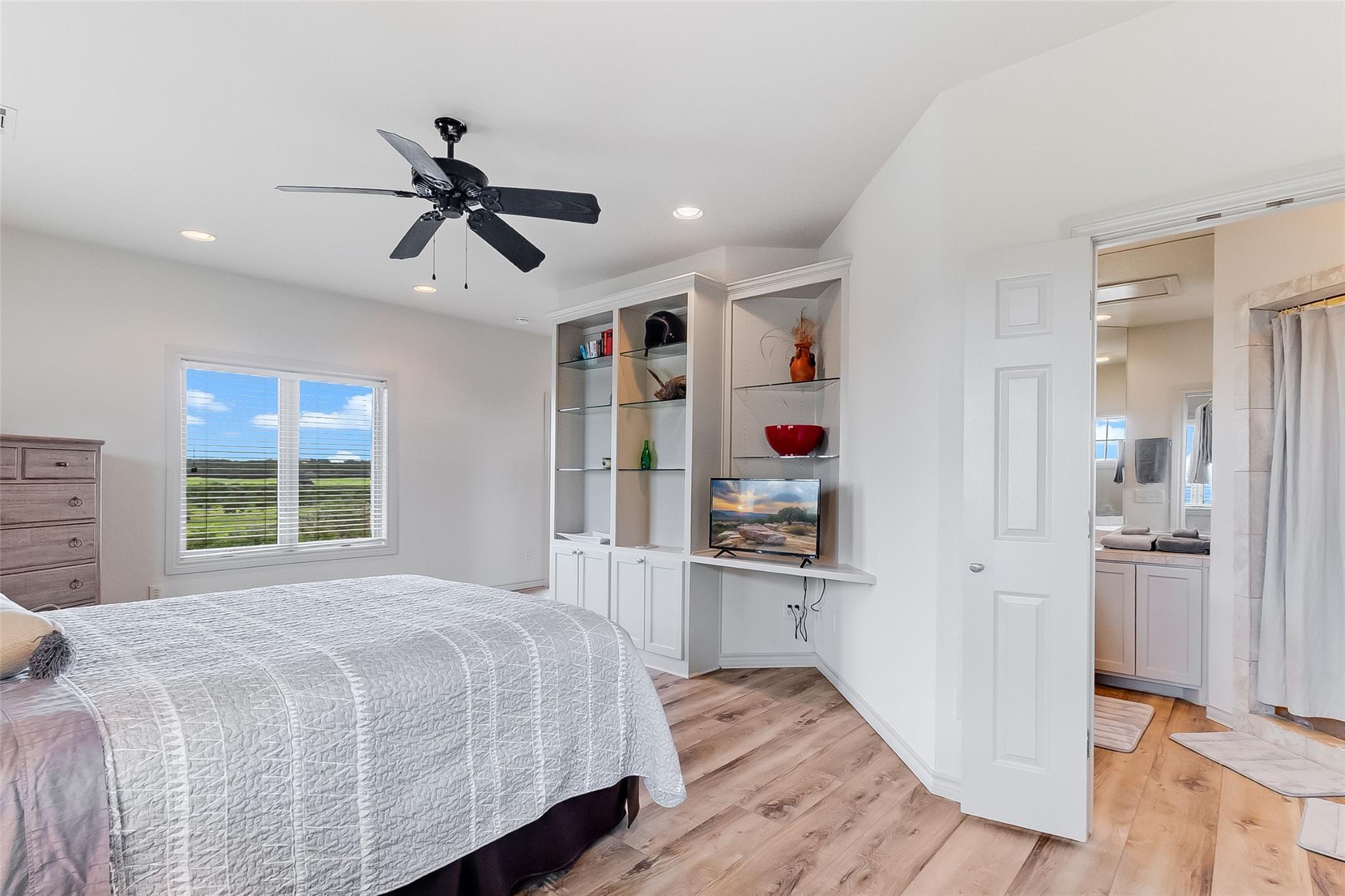 311 Granite Cir, Burnet, TX 78611