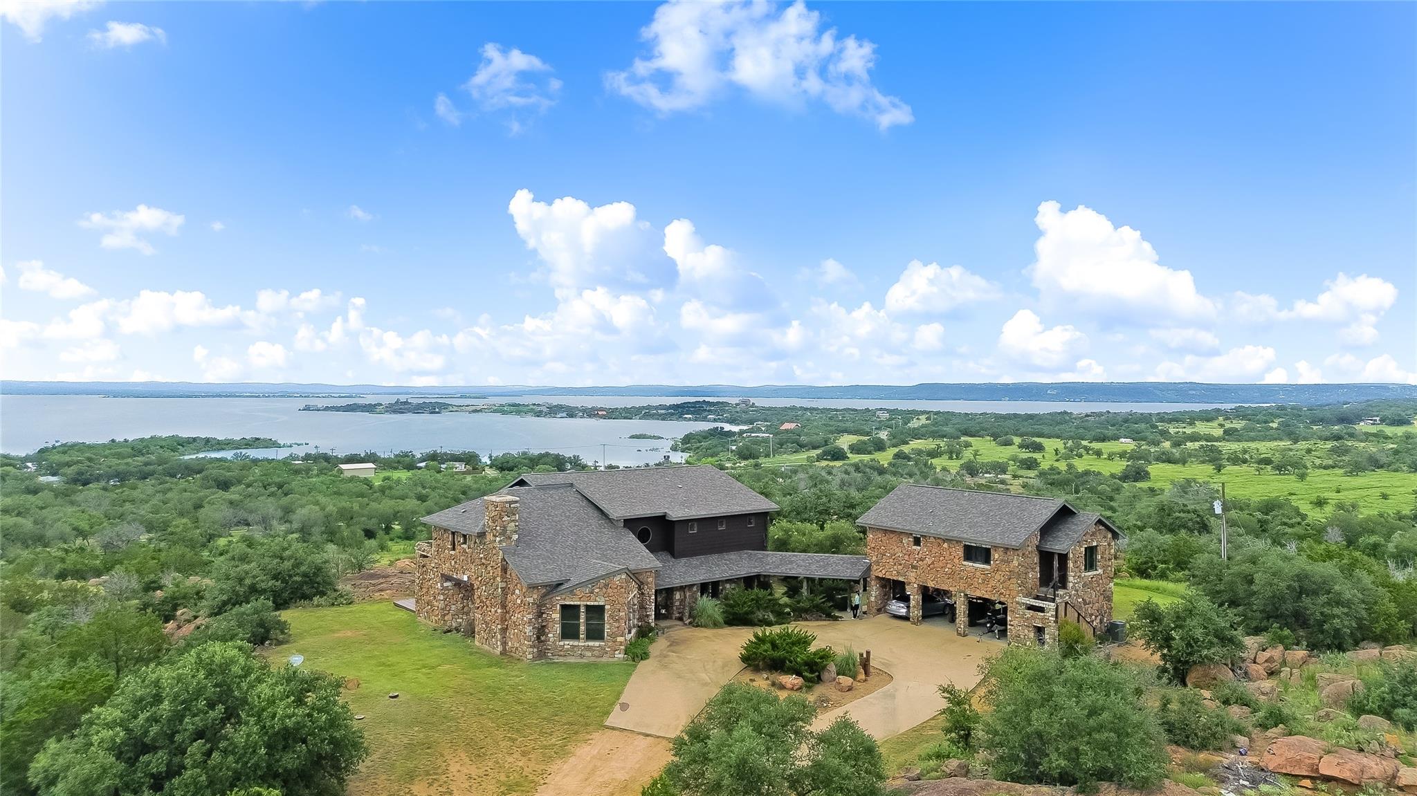 311 Granite Cir, Burnet, TX 78611