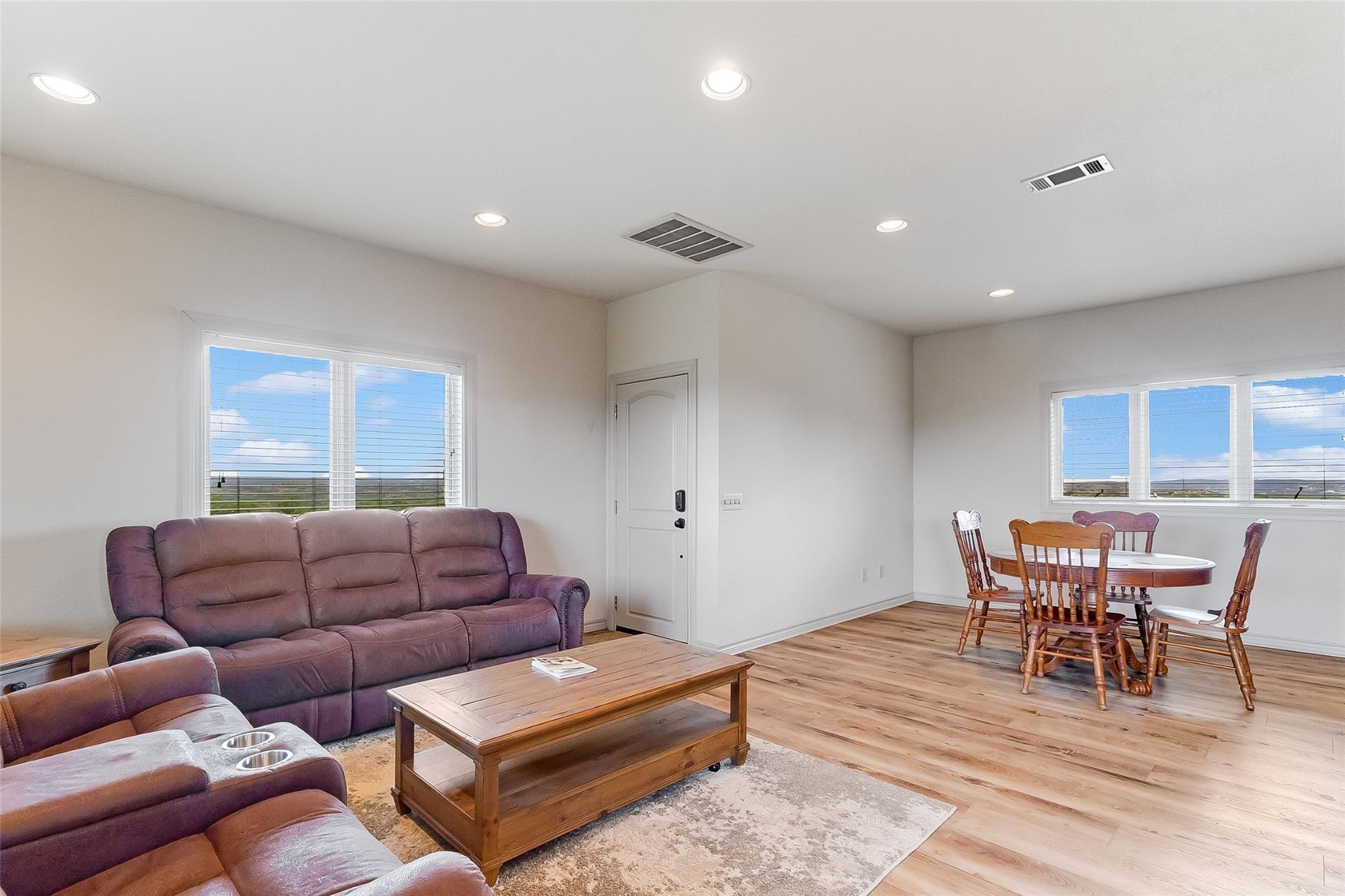 311 Granite Cir, Burnet, TX 78611