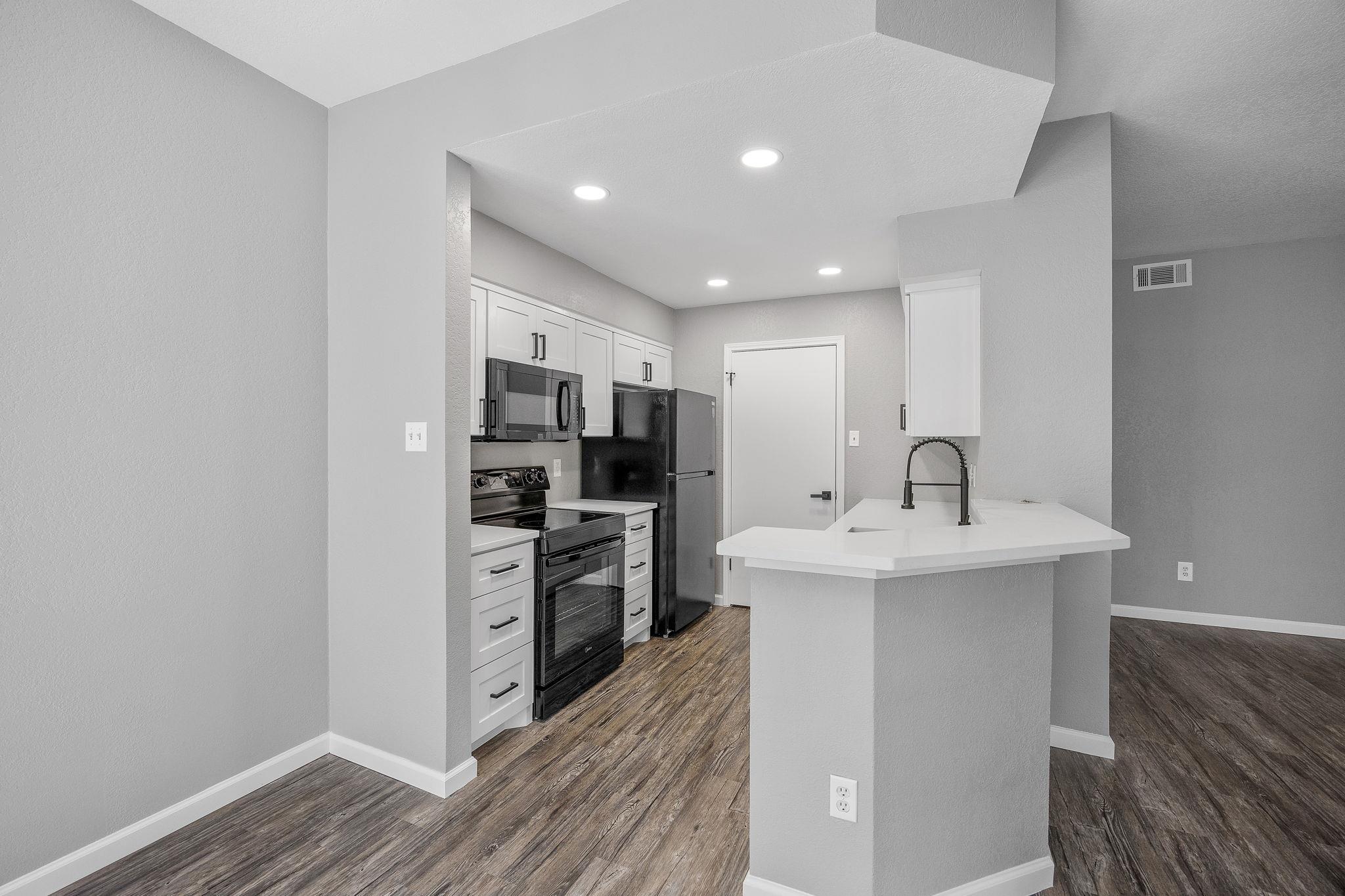 4711 Spicewood Springs Rd # 106, Austin, TX 78759