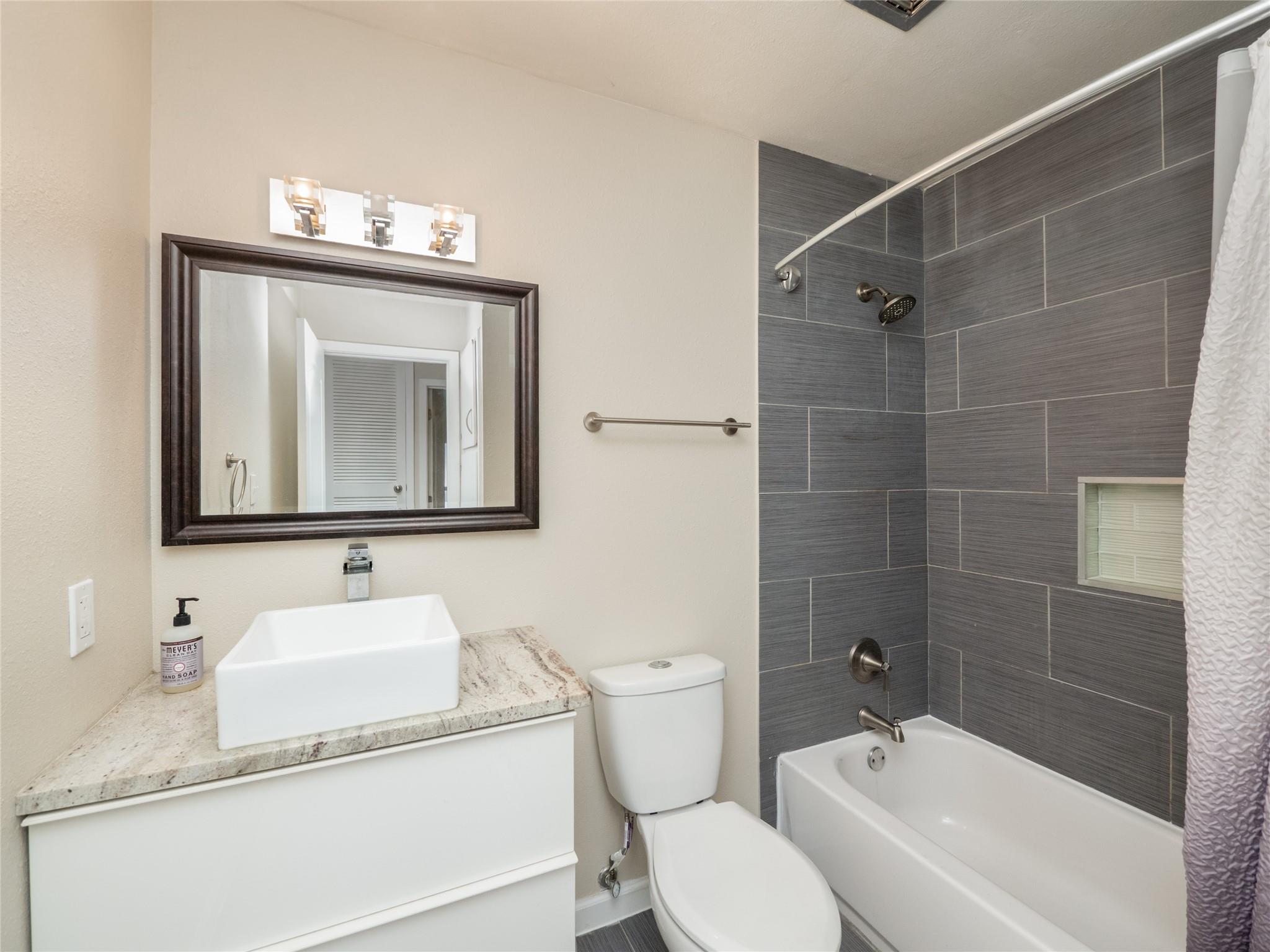 6502 Highpoint Cv, Austin, TX 78723