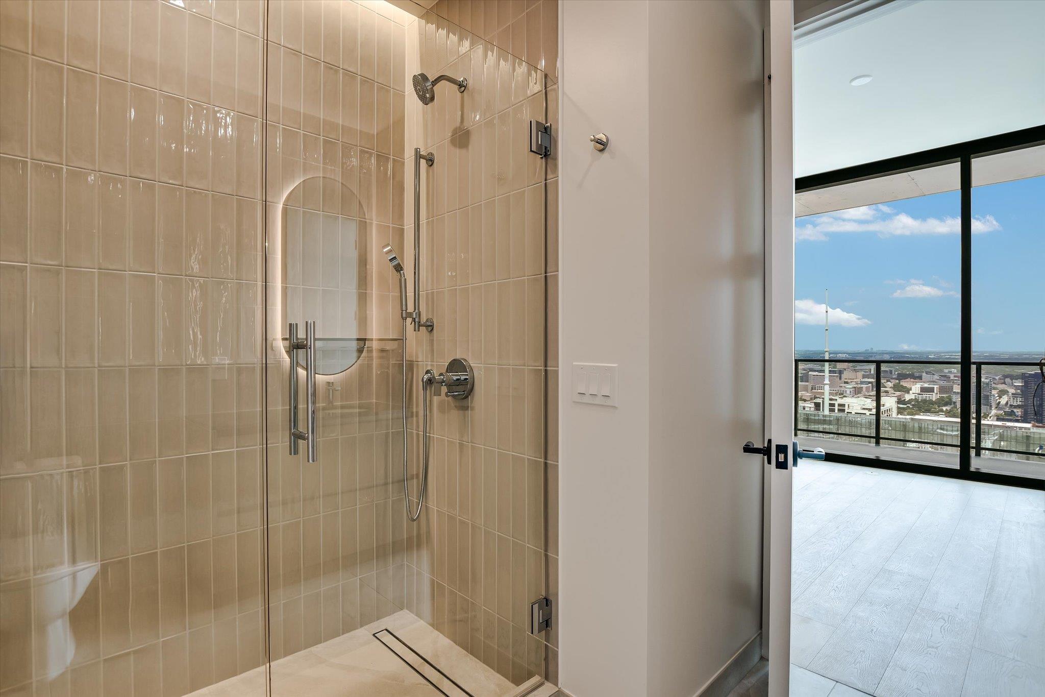 610 Davis St # 4704, Austin, TX 78701