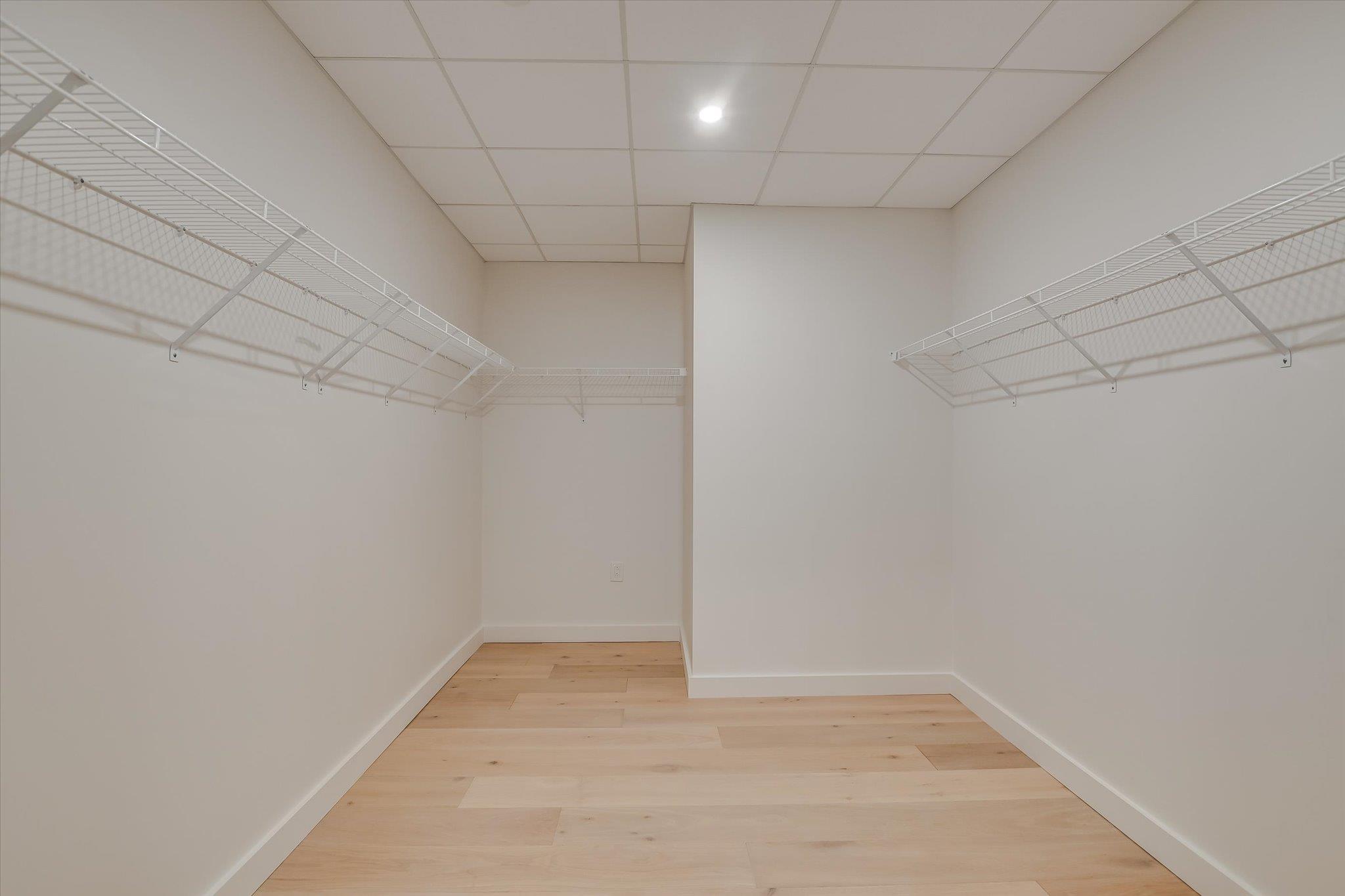 610 Davis St # 4704, Austin, TX 78701