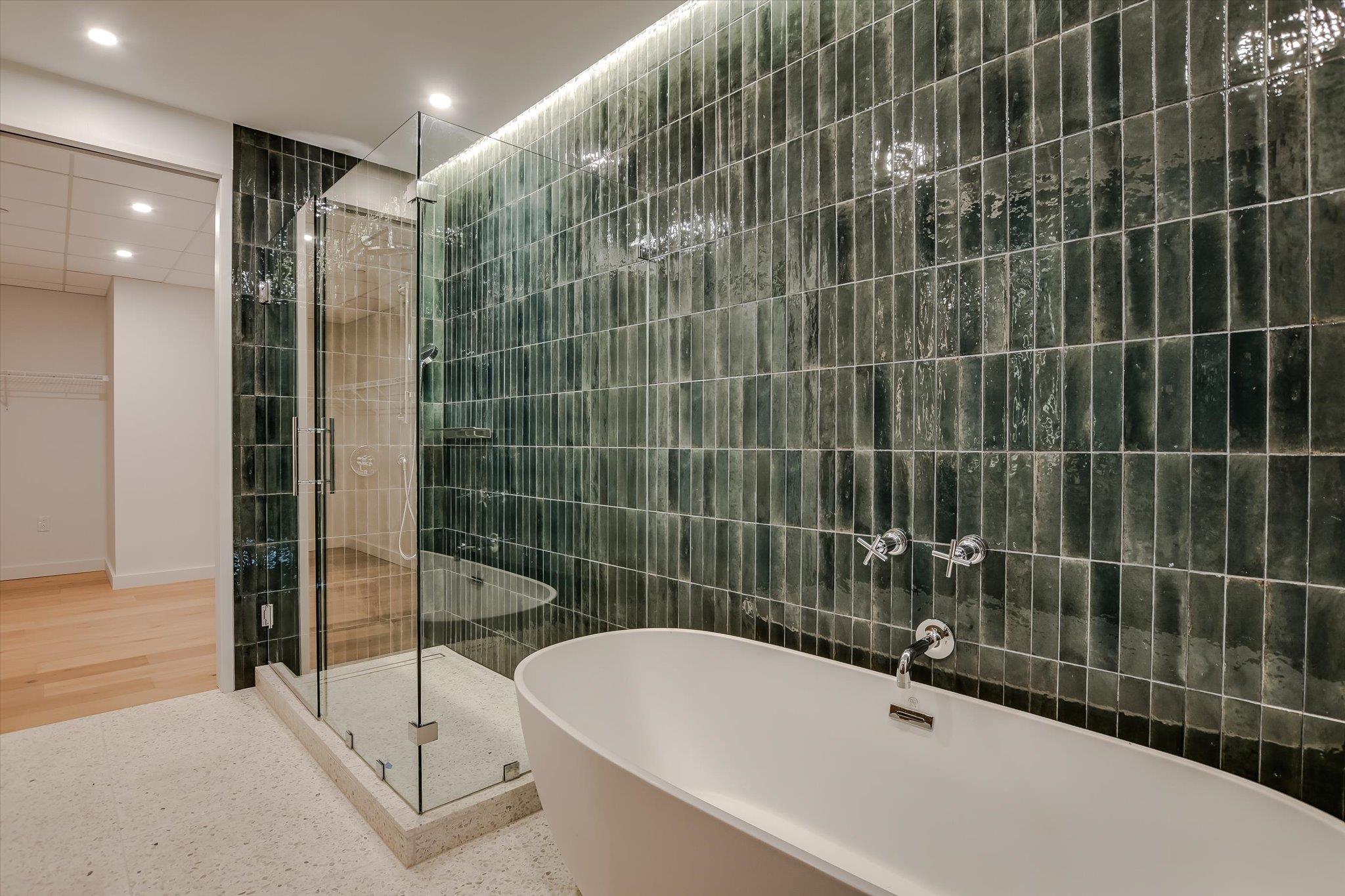 610 Davis St # 4704, Austin, TX 78701