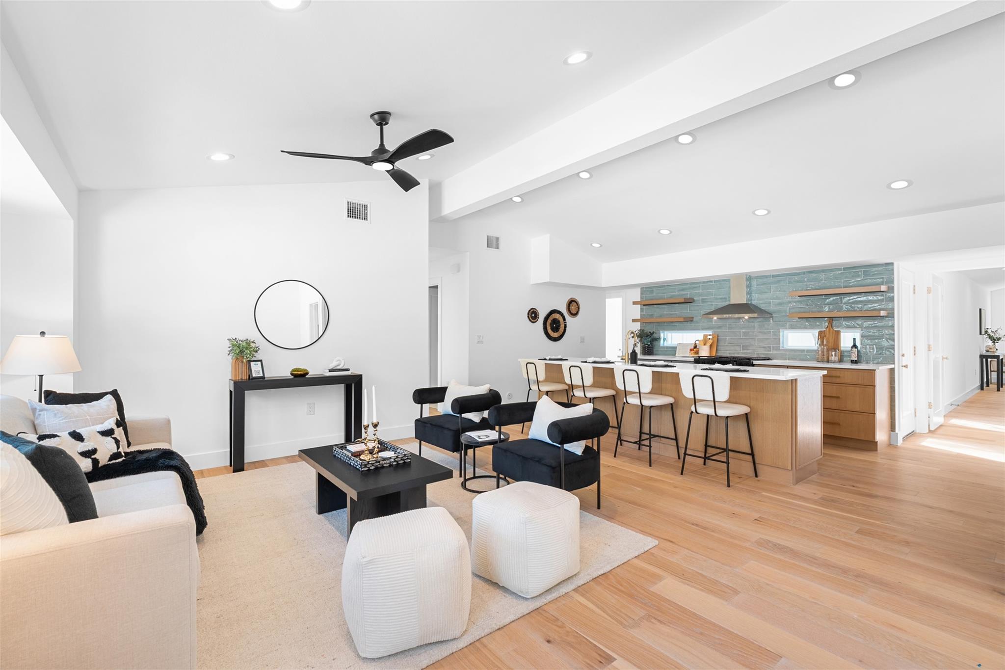 8308 Reeda Ln, Austin, TX 78757