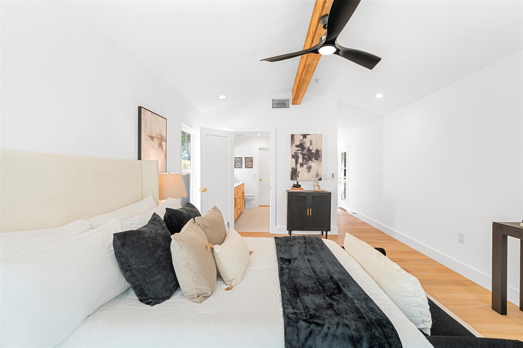 8308 Reeda Ln, Austin, TX 78757