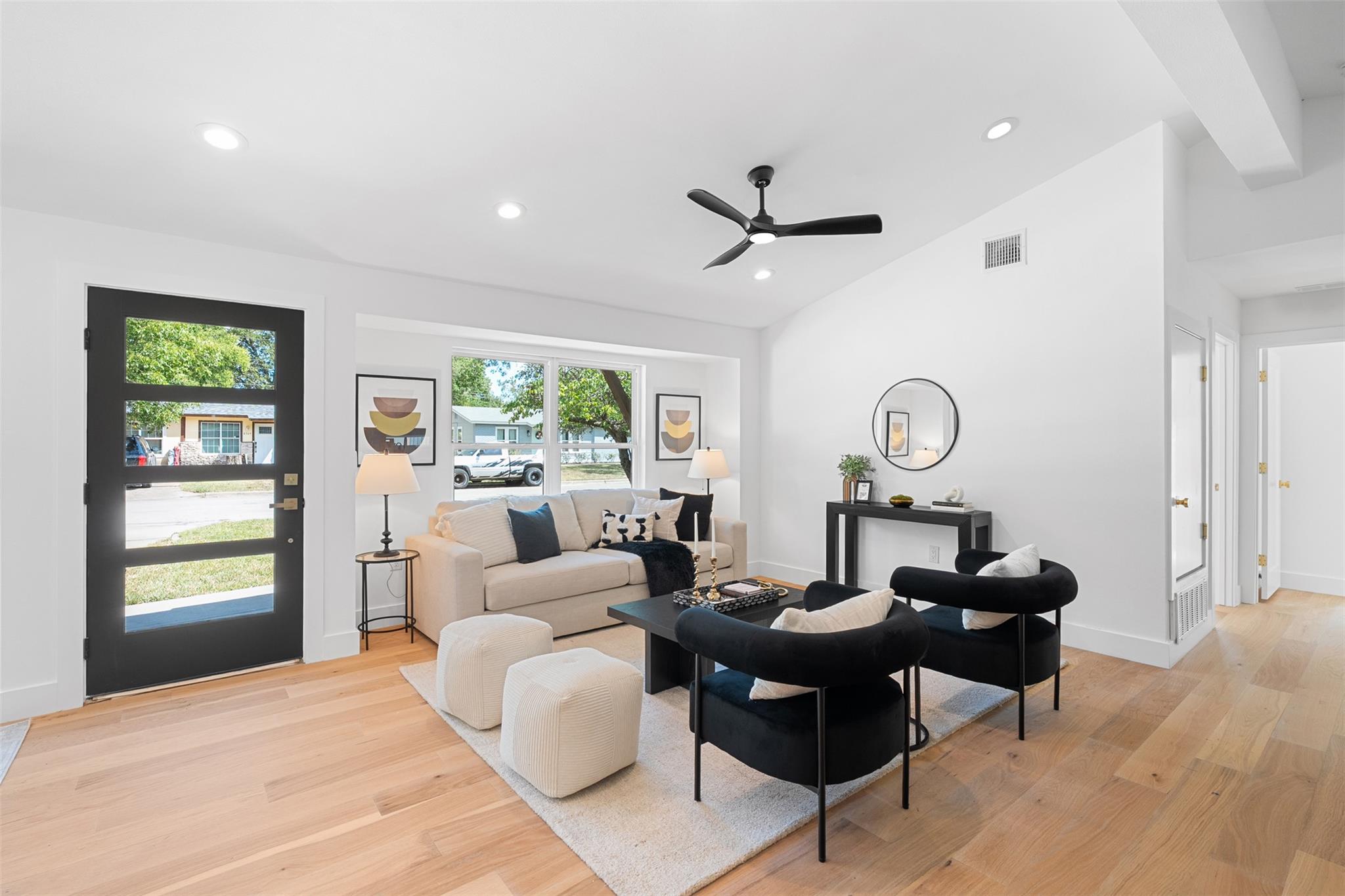 8308 Reeda Ln, Austin, TX 78757