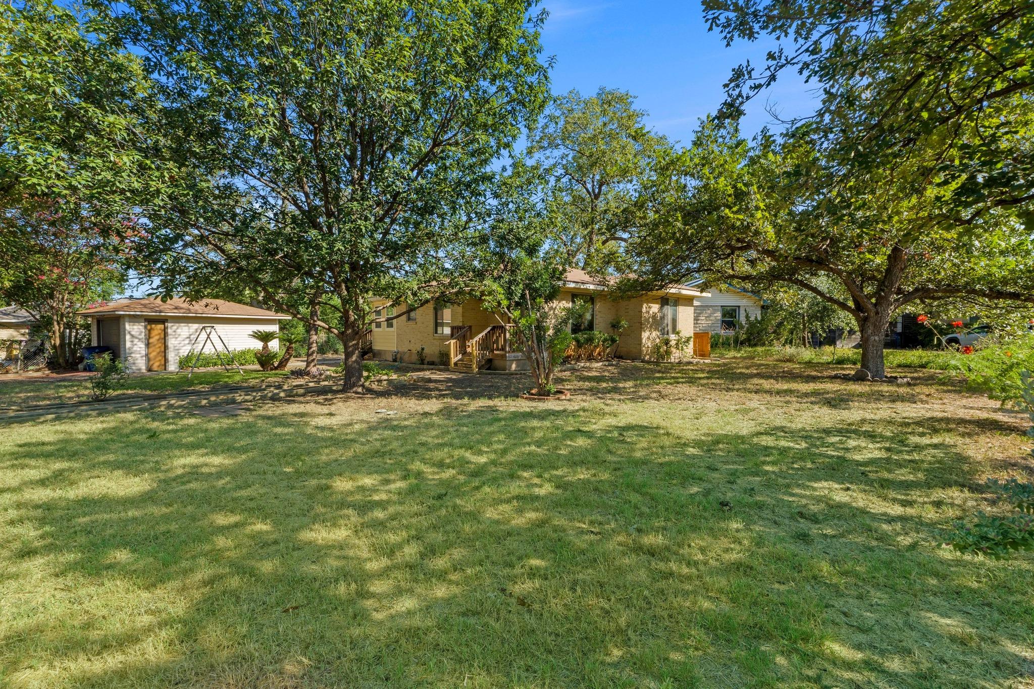 1310 Harriet Ct, Austin, TX 78756