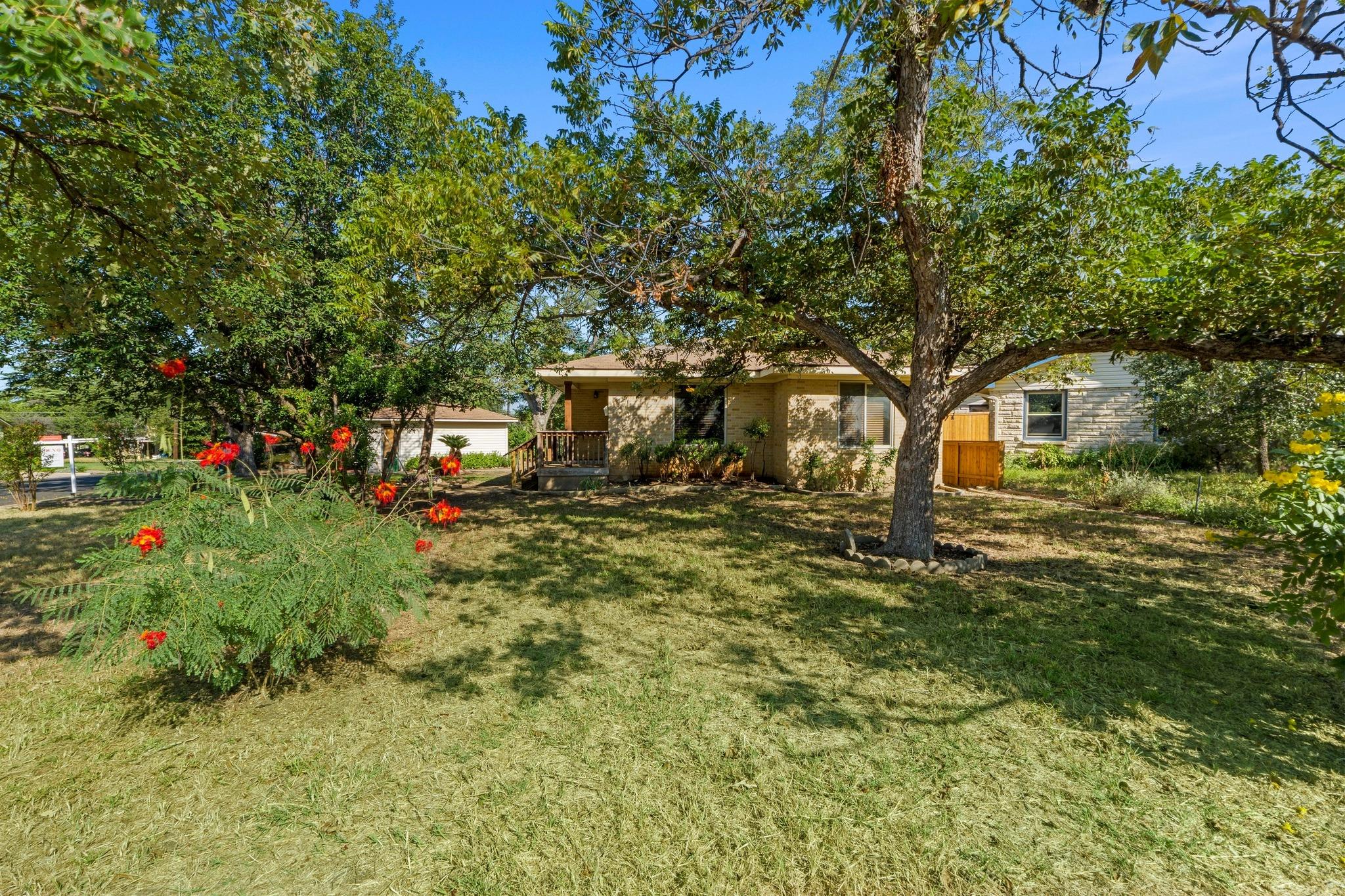 1310 Harriet Ct, Austin, TX 78756