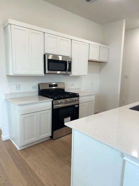 155 Tolo Dr, Elgin, TX 78621