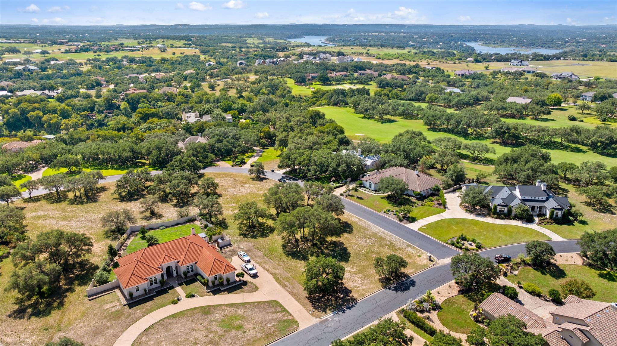 26309 Countryside Dr, Spicewood, TX 78669