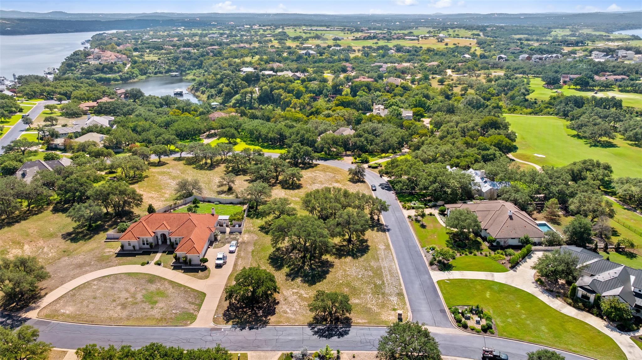 26309 Countryside Dr, Spicewood, TX 78669