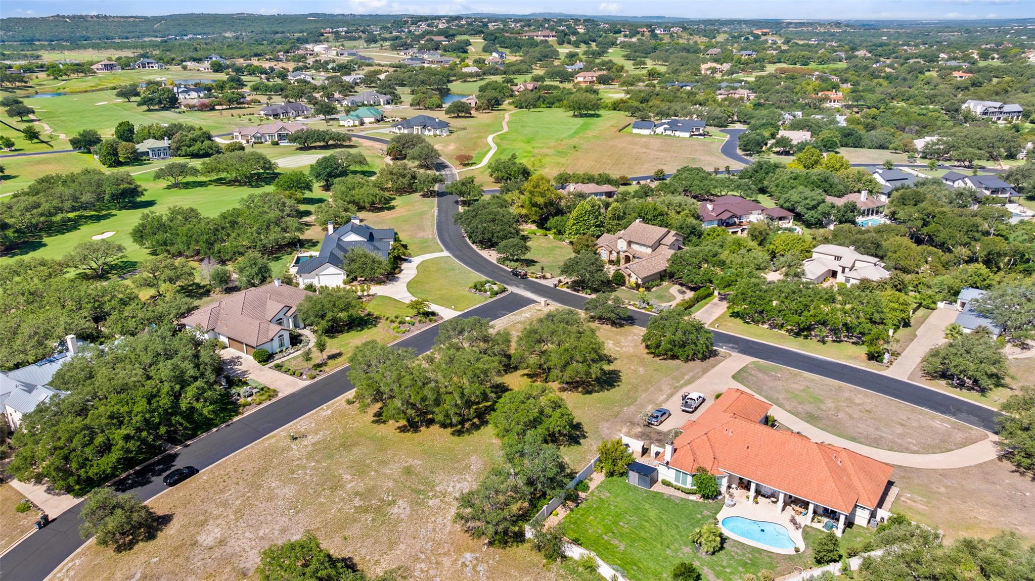 26309 Countryside Dr, Spicewood, TX 78669