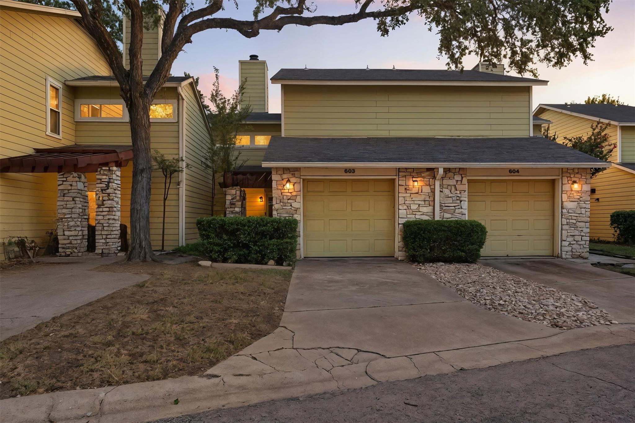 512 Eberhart Ln # 603, Austin, TX 78745