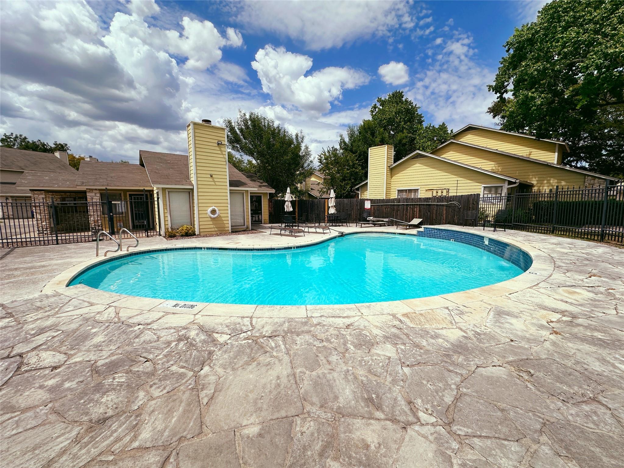 512 Eberhart Ln # 603, Austin, TX 78745