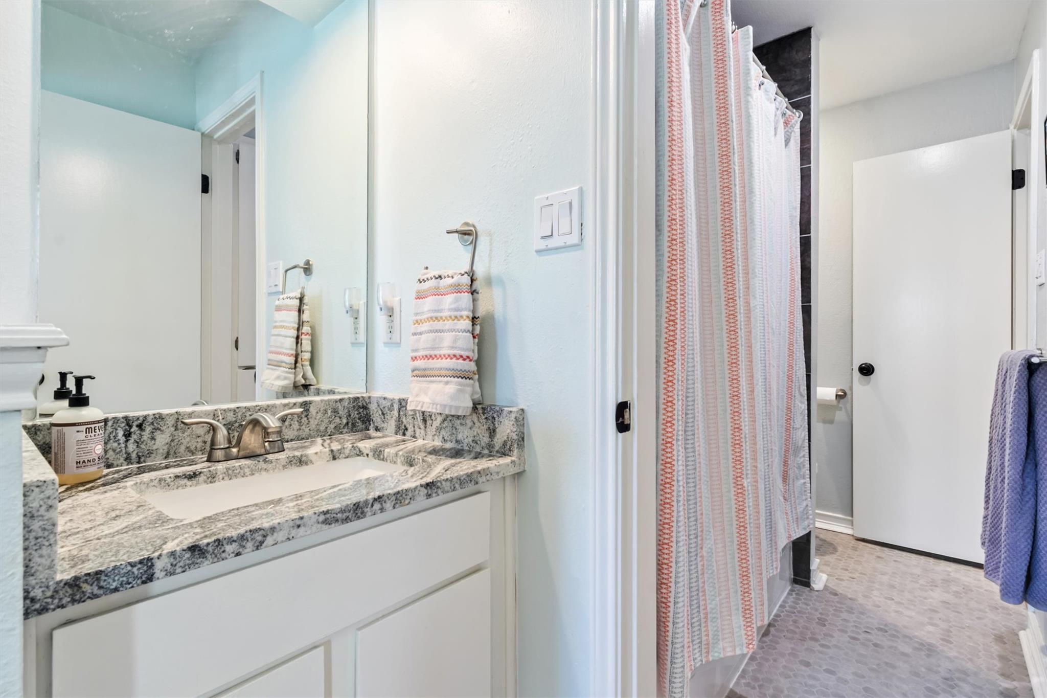 512 Eberhart Ln # 603, Austin, TX 78745