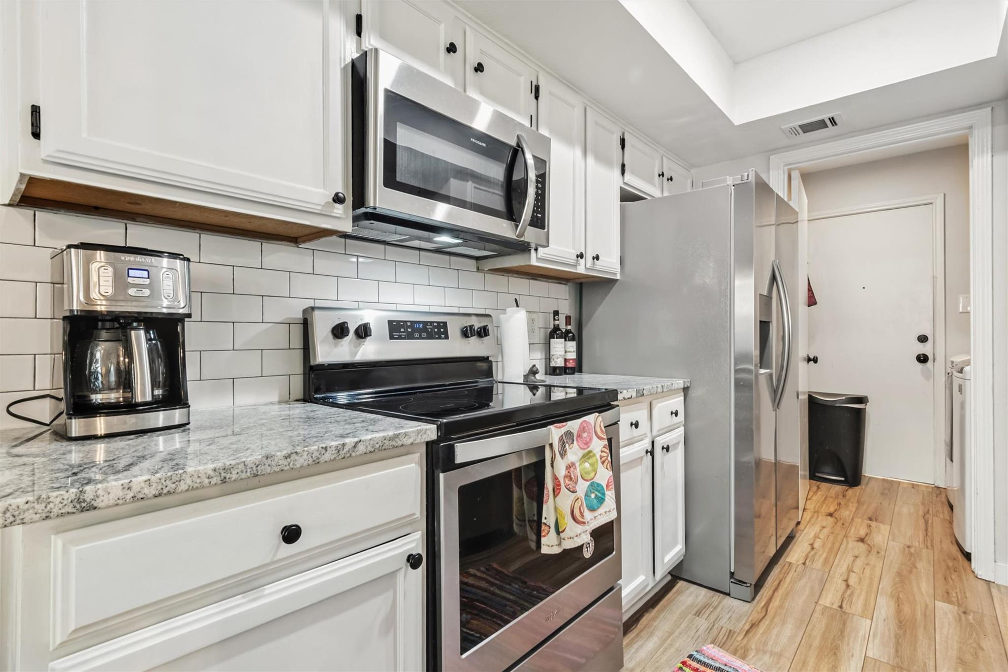 512 Eberhart Ln # 603, Austin, TX 78745