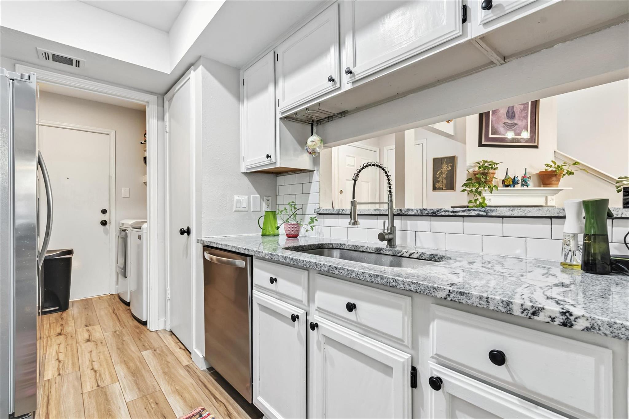 512 Eberhart Ln # 603, Austin, TX 78745