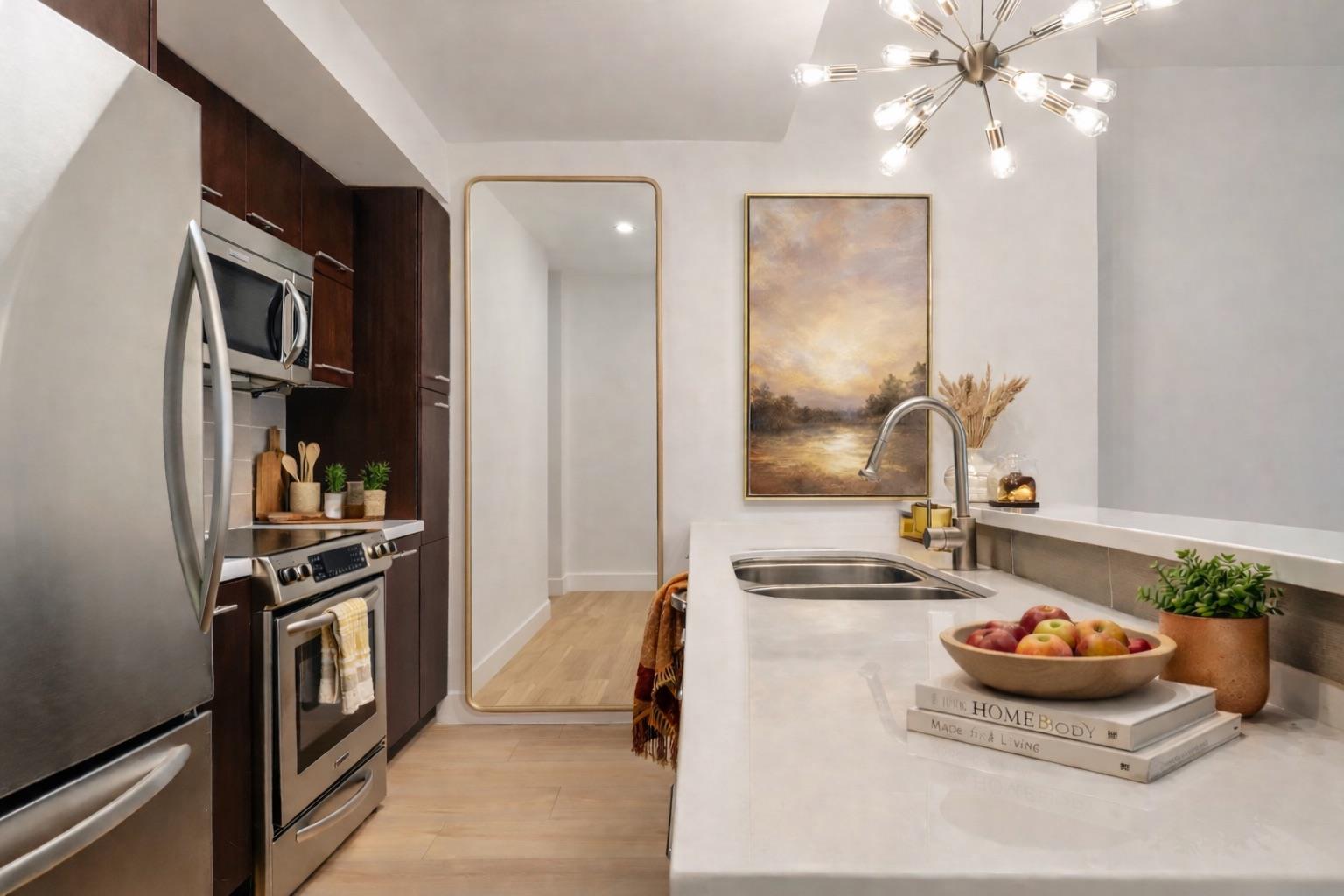 603 Davis St # 907, Austin, TX 78701