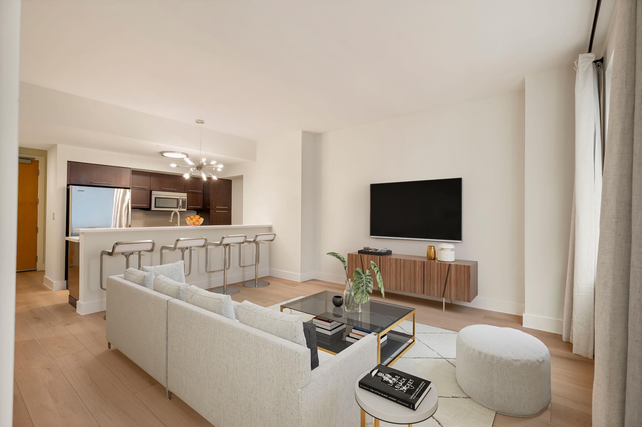 603 Davis St # 907, Austin, TX 78701