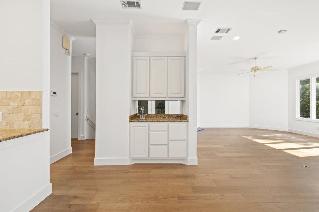 7 Treemont Dr, Austin, TX 78746