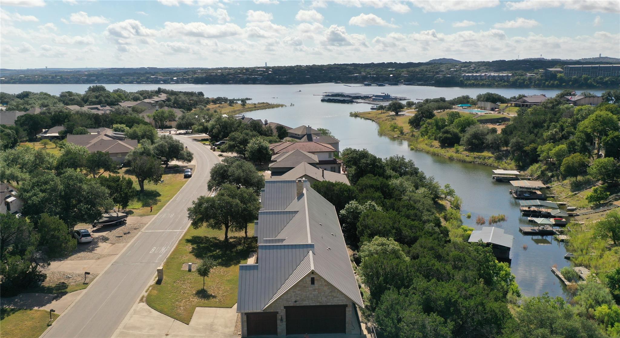 409 Venture Blvd S, Point Venture, TX 78645