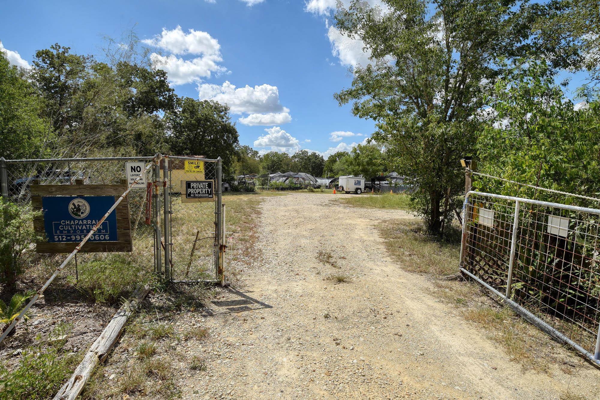 1114 Spotted Horse Trl, Dale, TX 78616