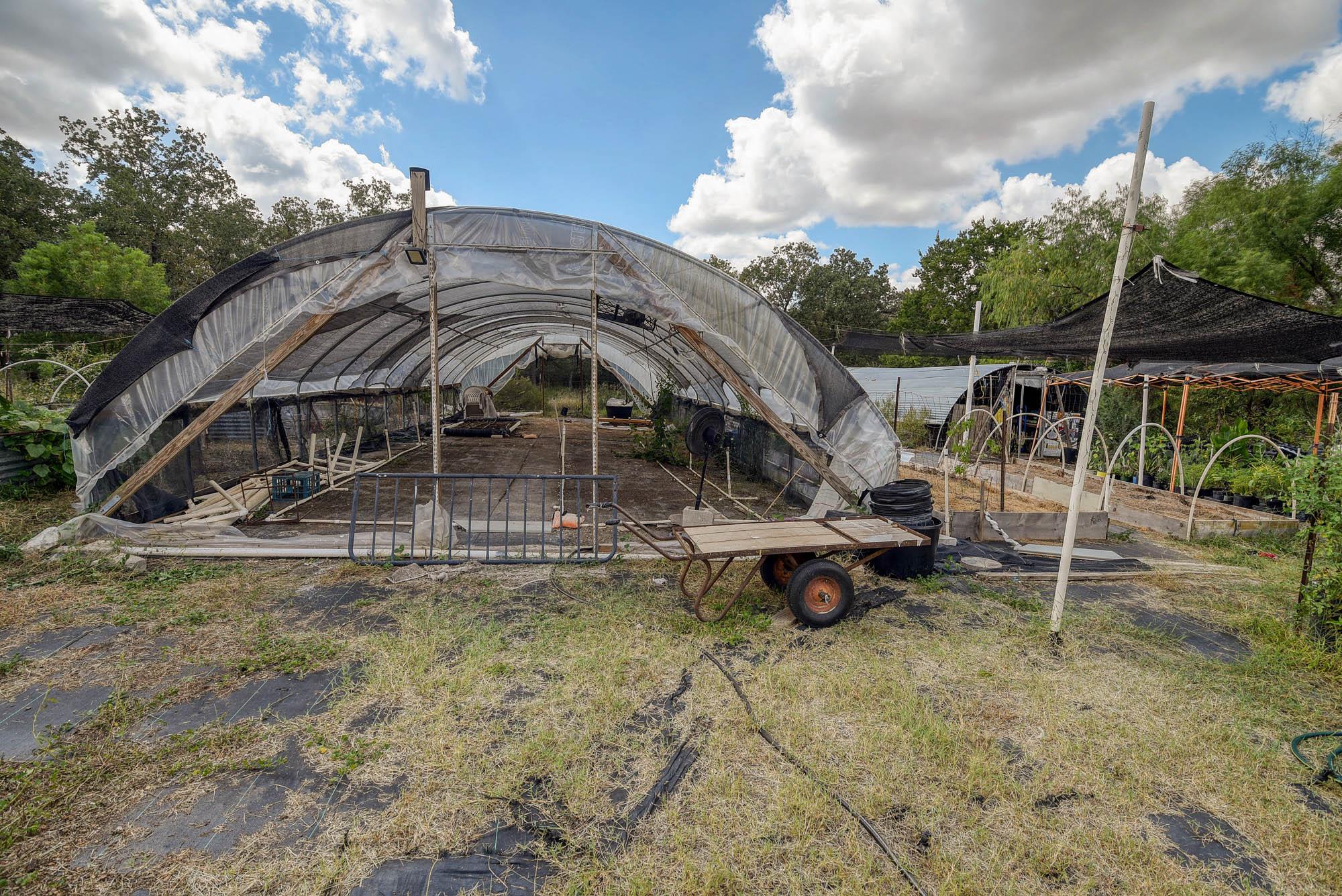 1114 Spotted Horse Trl, Dale, TX 78616