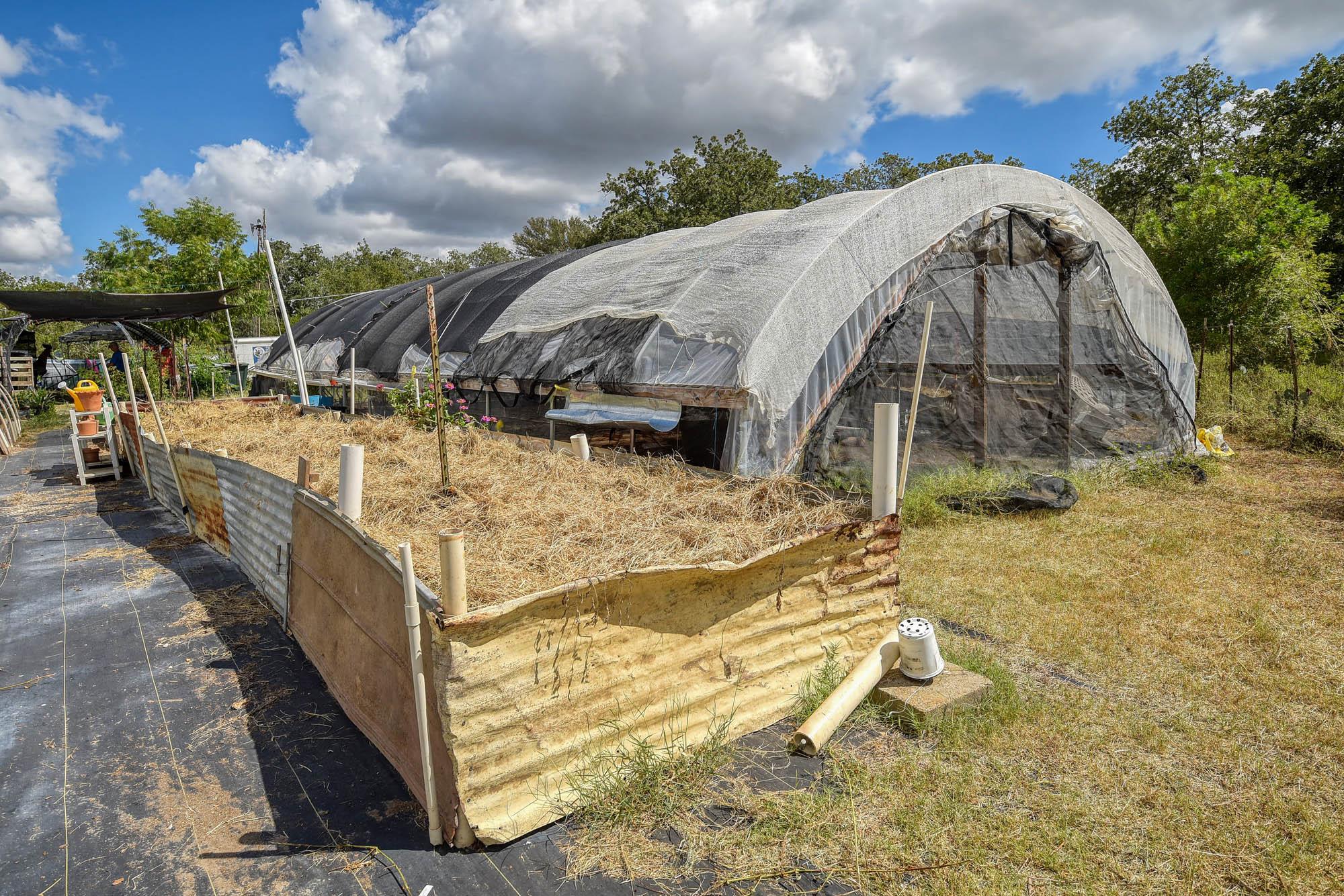 1114 Spotted Horse Trl, Dale, TX 78616