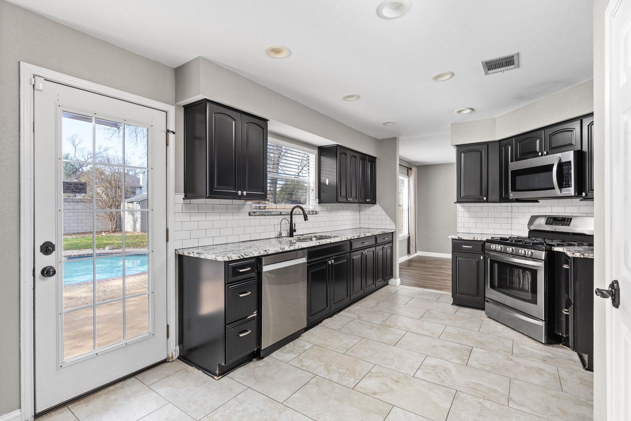 2608 Buckeye Trl, Cedar Park, TX 78613