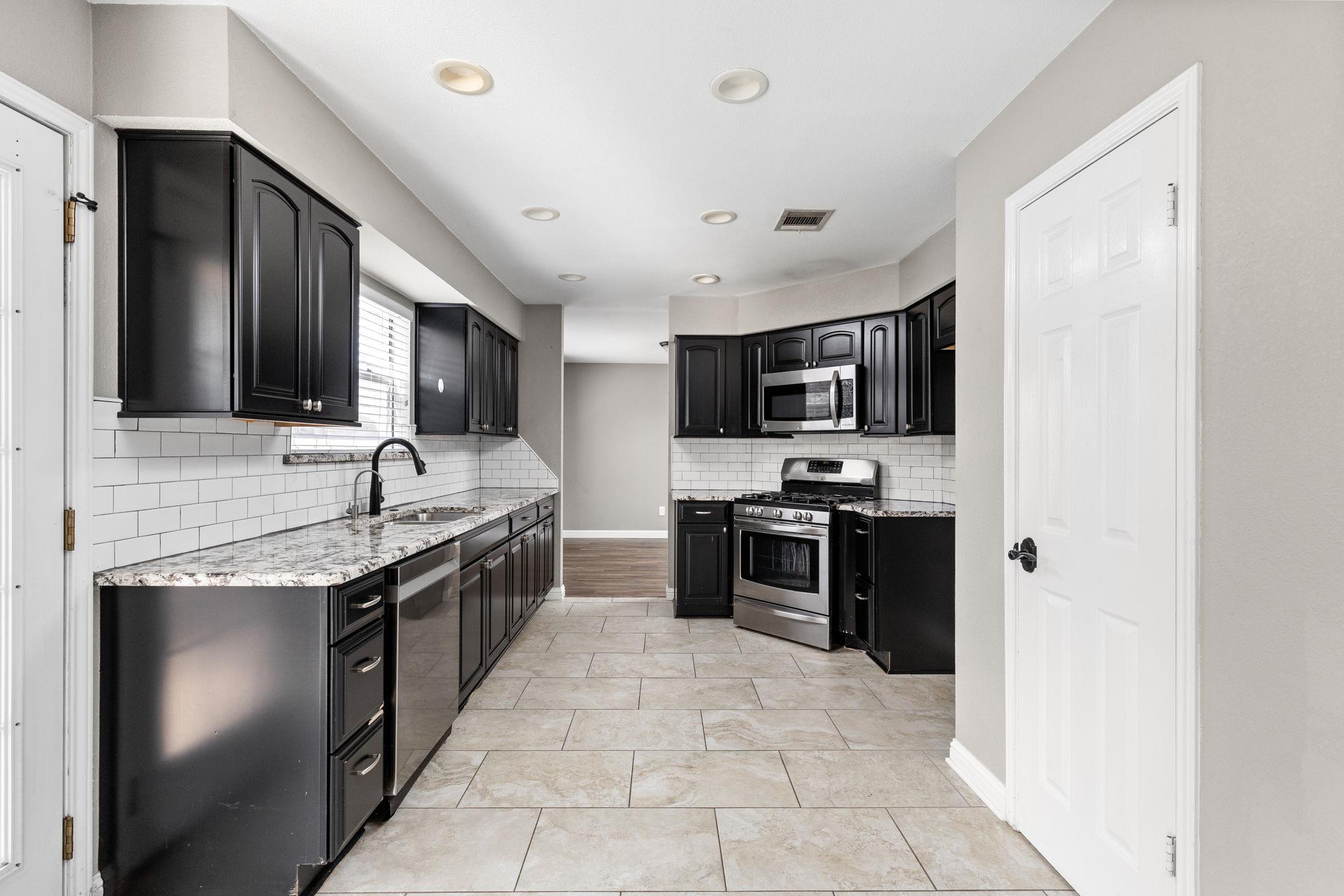 2608 Buckeye Trl, Cedar Park, TX 78613