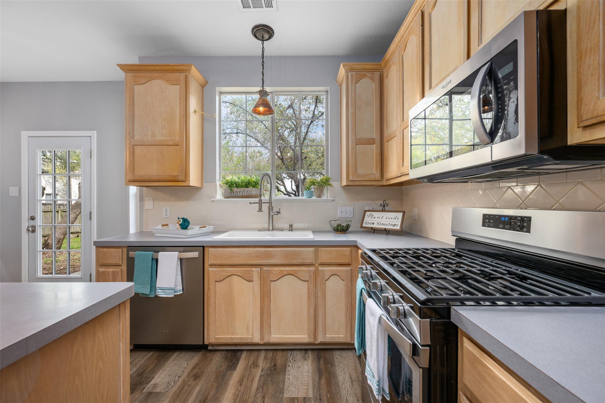 1107 Sugarberry Dr, Cedar Park, TX 78613