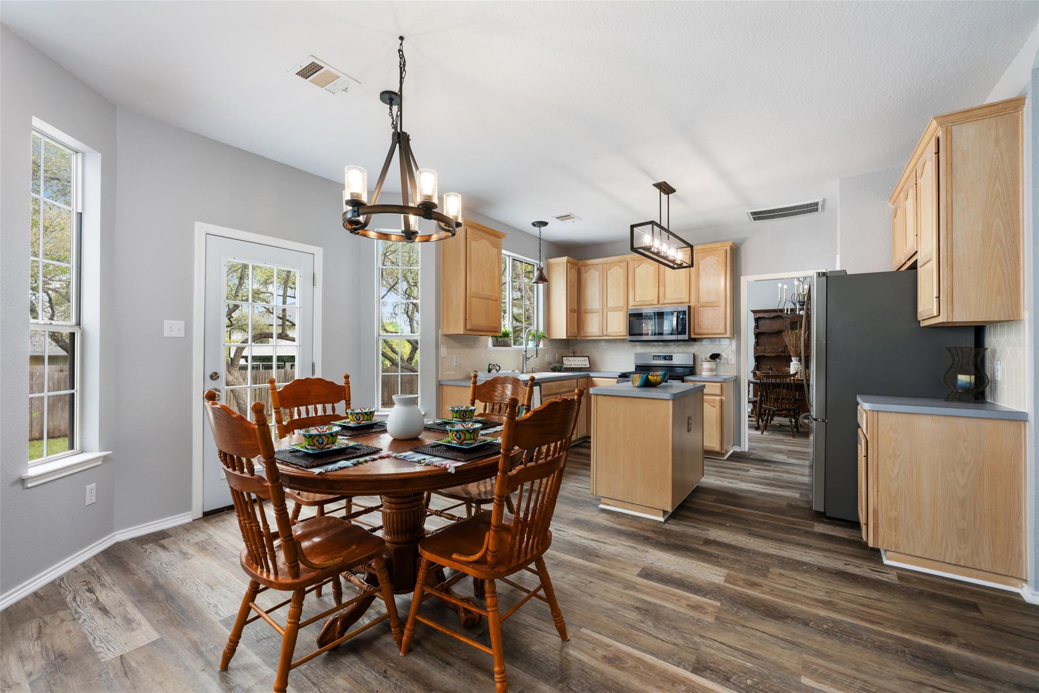 1107 Sugarberry Dr, Cedar Park, TX 78613