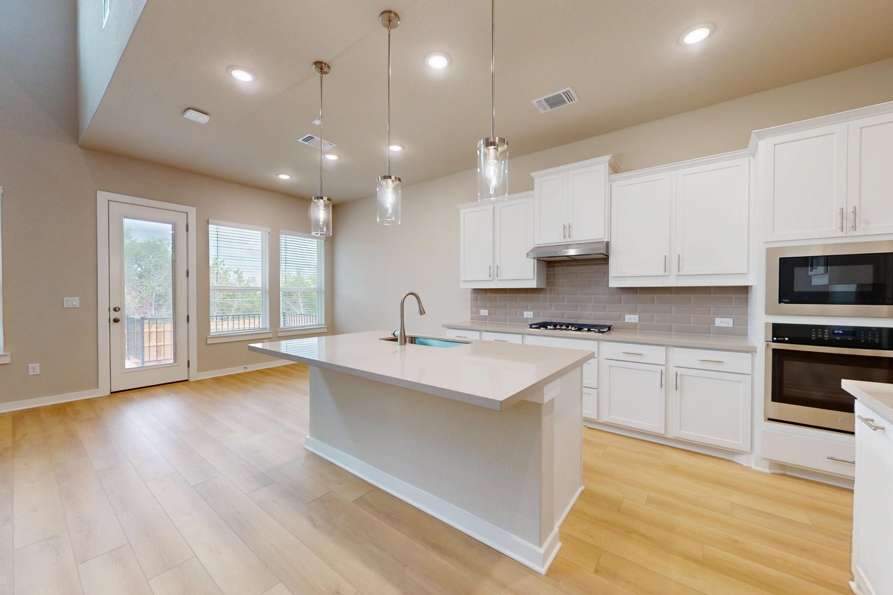 3924 Fulton Dr, Leander, TX 78641