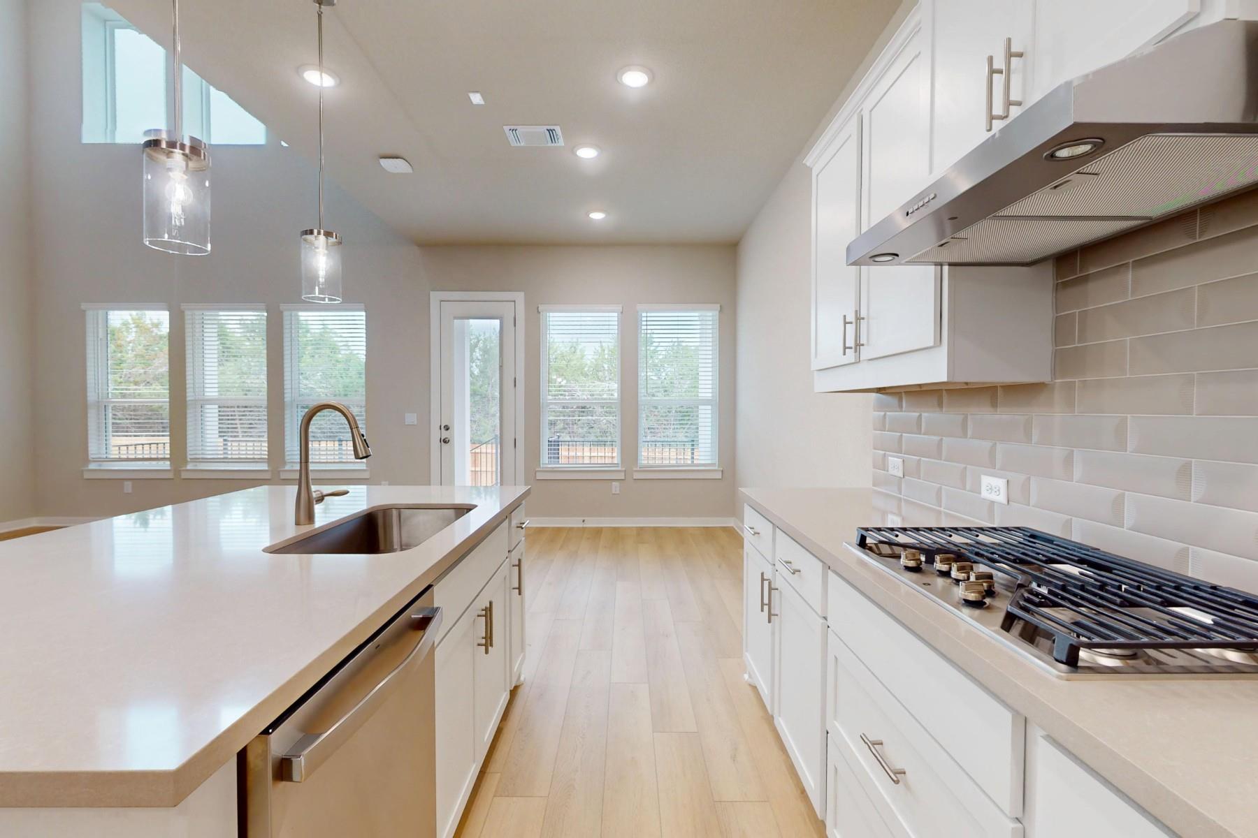 3924 Fulton Dr, Leander, TX 78641