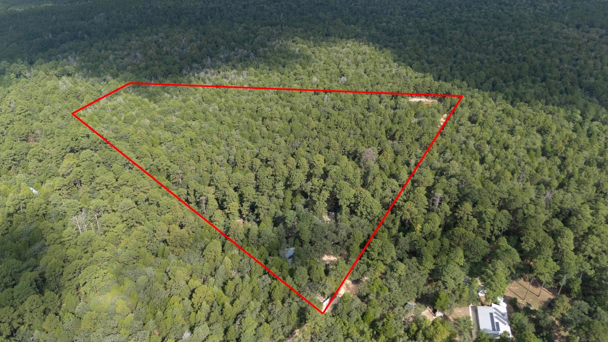 128 Barras Rd, Paige, TX 78659