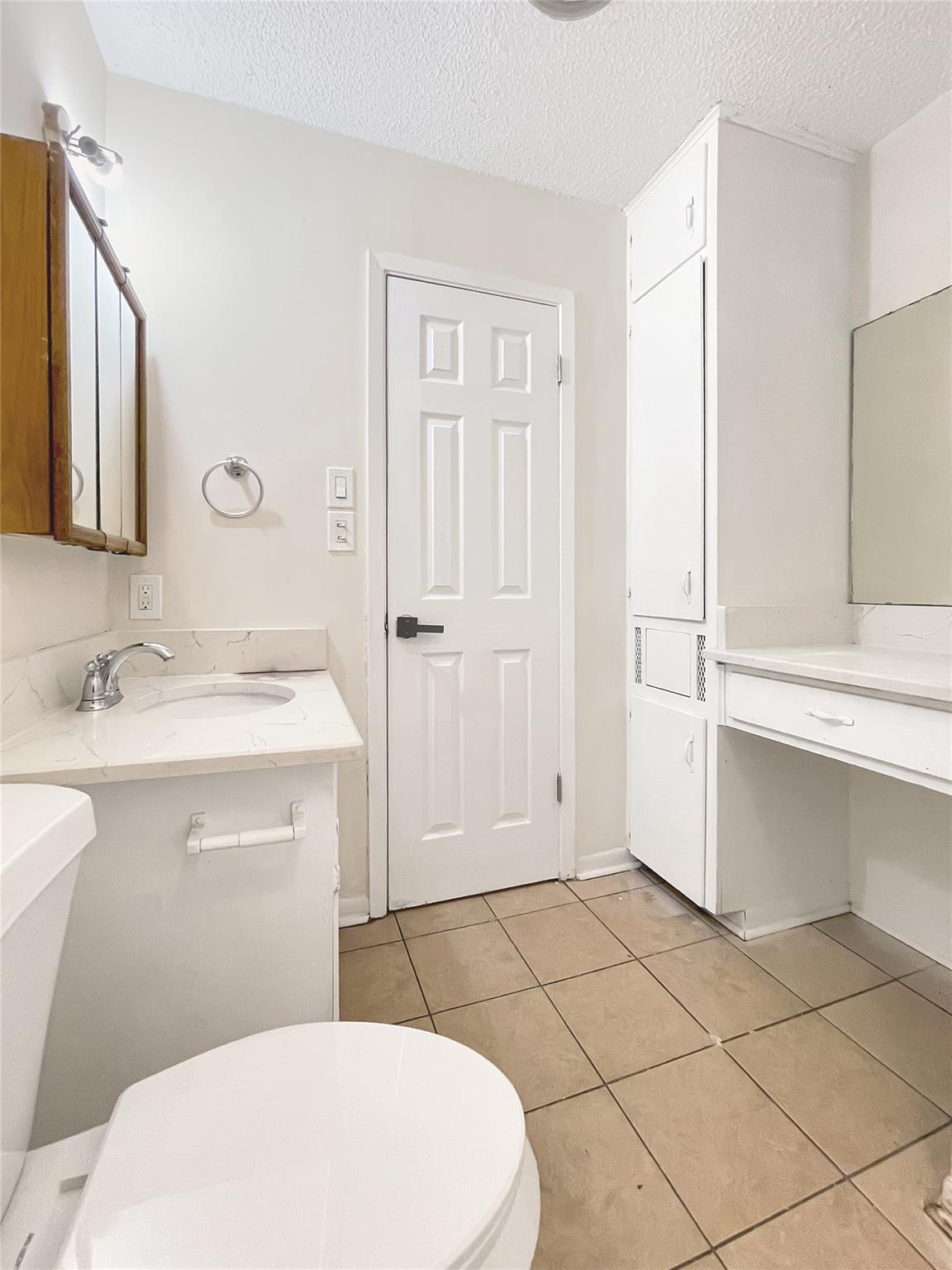 2502 Cecil Dr, Austin, TX 78744